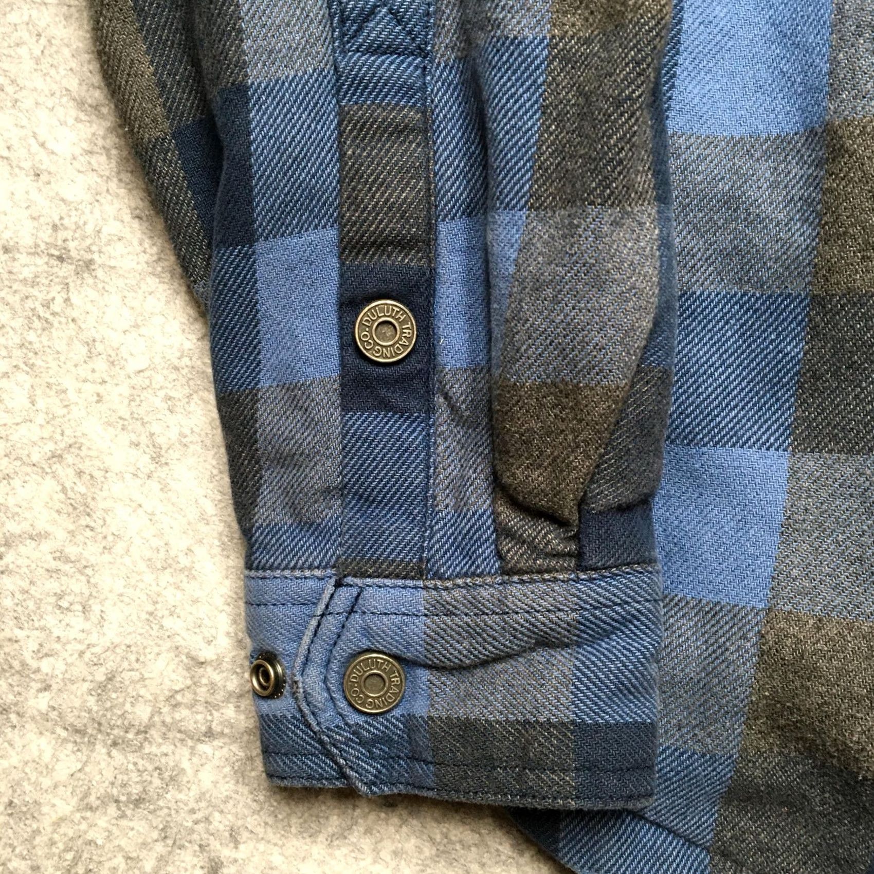 Duluth Trading Company Duluth Trading Shirt Jacket Mens Medium Blue Plaid Flannel Lined Snap Insulated workwear casual Cow Size US M / EU 48-50 / 2 - 2 Thumbnail