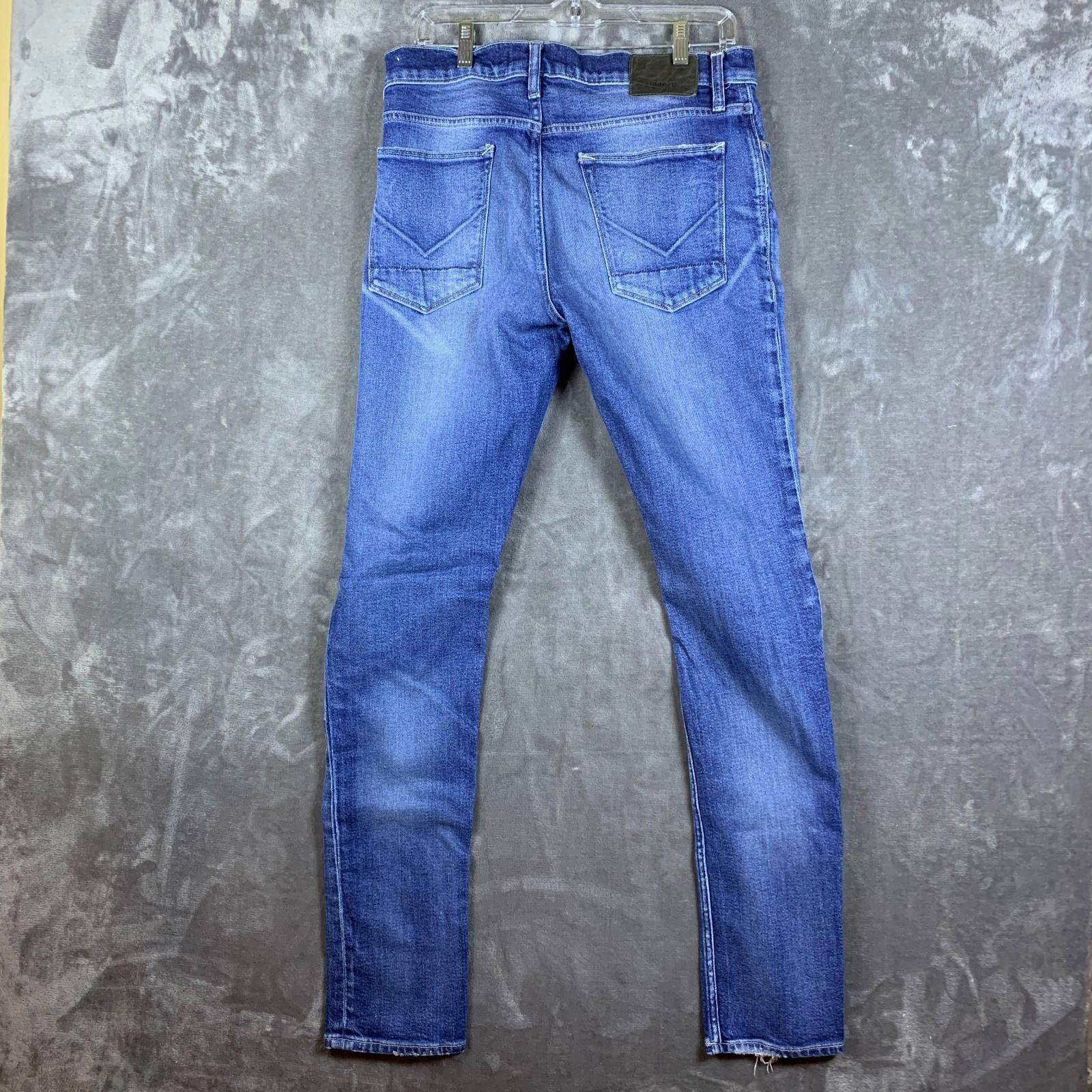 Hudson Hudson Men's 5-Pocket Button Fly Stone Washed Stretch Jeans Size US 32 / EU 48 - 2 Thumbnail