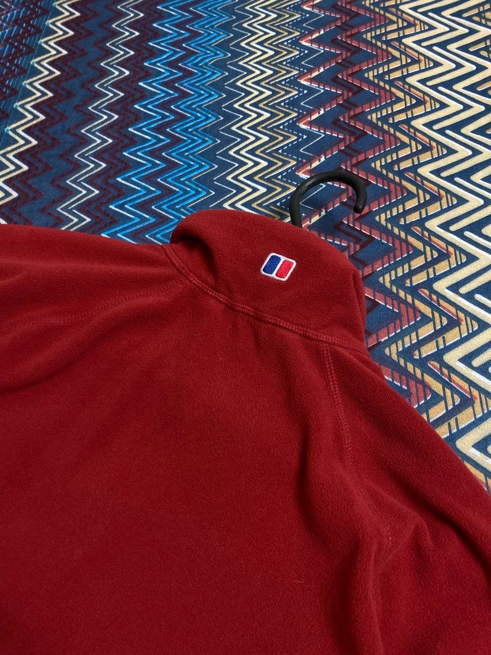 Berghaus sweatshirt Y2K streetwear Vintage Berghaus red logo Size US S / EU 44-46 / 1 - 16 Thumbnail