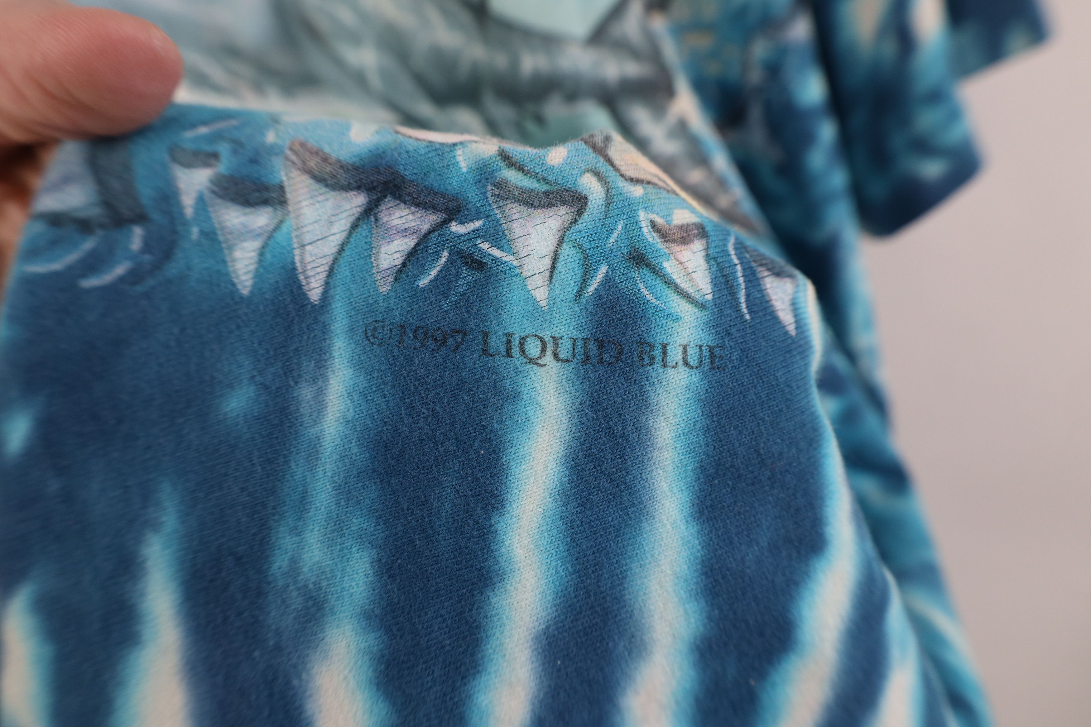 Liquid Blue Vintage 90s Liquid Blue Fish All Over Print T-Shirt USA Size US XL / EU 56 / 4 - 6 Thumbnail