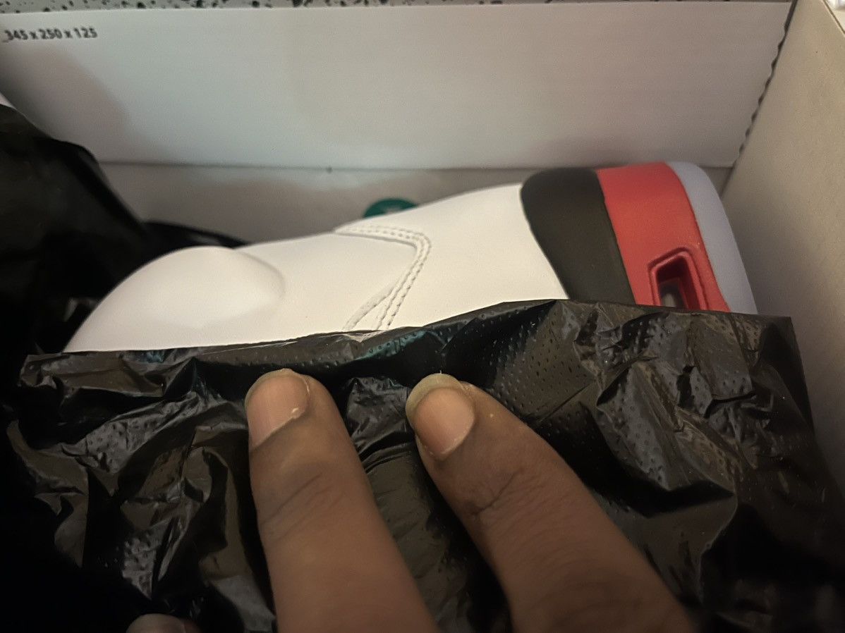 Jordan Brand Fire red jordan 5 Size US 9.5 / EU 42-43 - 2 Thumbnail