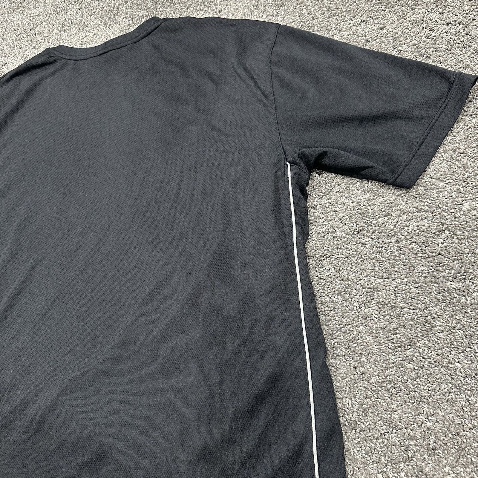 Nike Y2K Nike Shirt Mens XL Short Sleeve Mini Swoosh Check Logo Size US XL / EU 56 / 4 - 17 Thumbnail