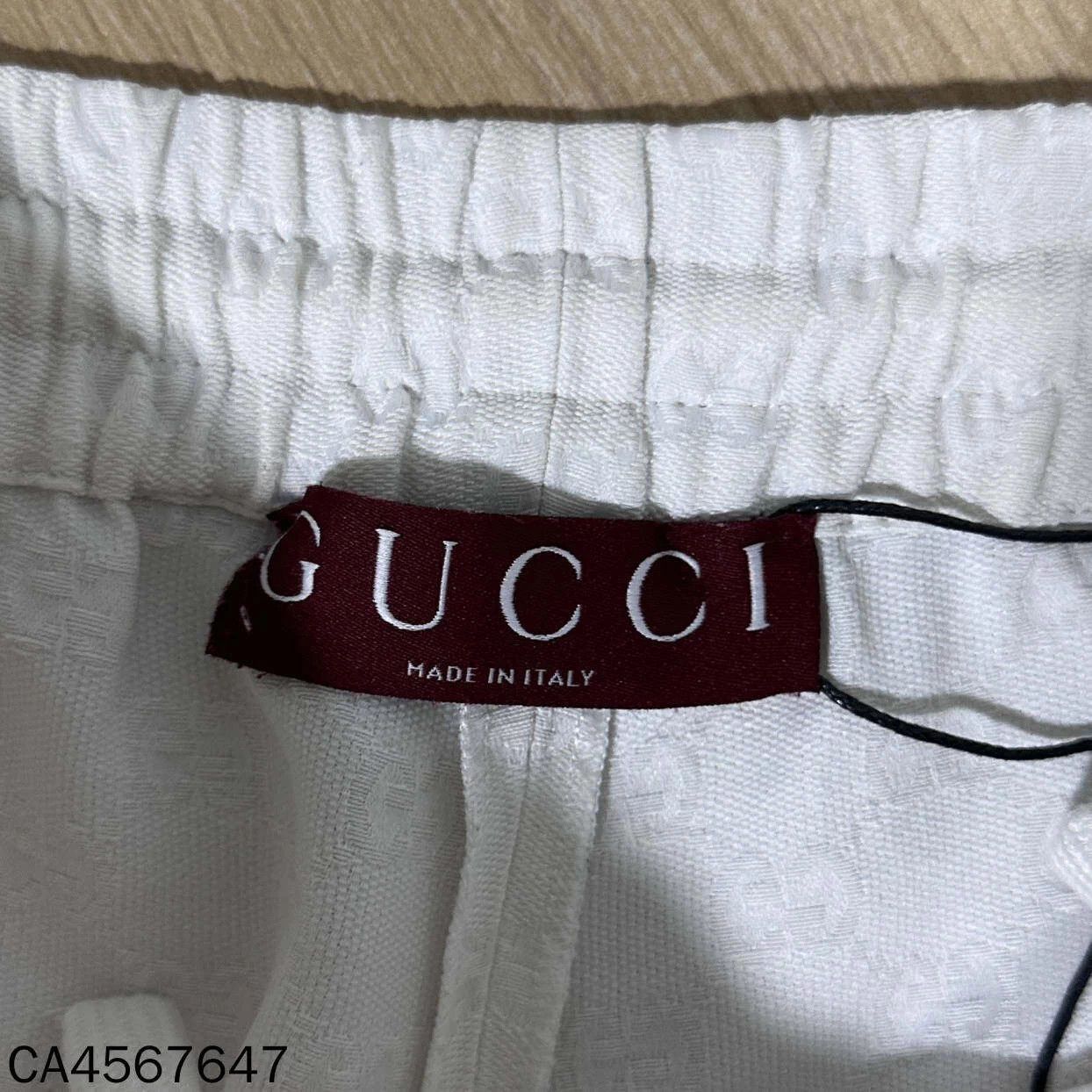 Gucci GUCCI New Red Logo All Over Print Shorts 52 Size US 32 / EU 48 - 5 Thumbnail