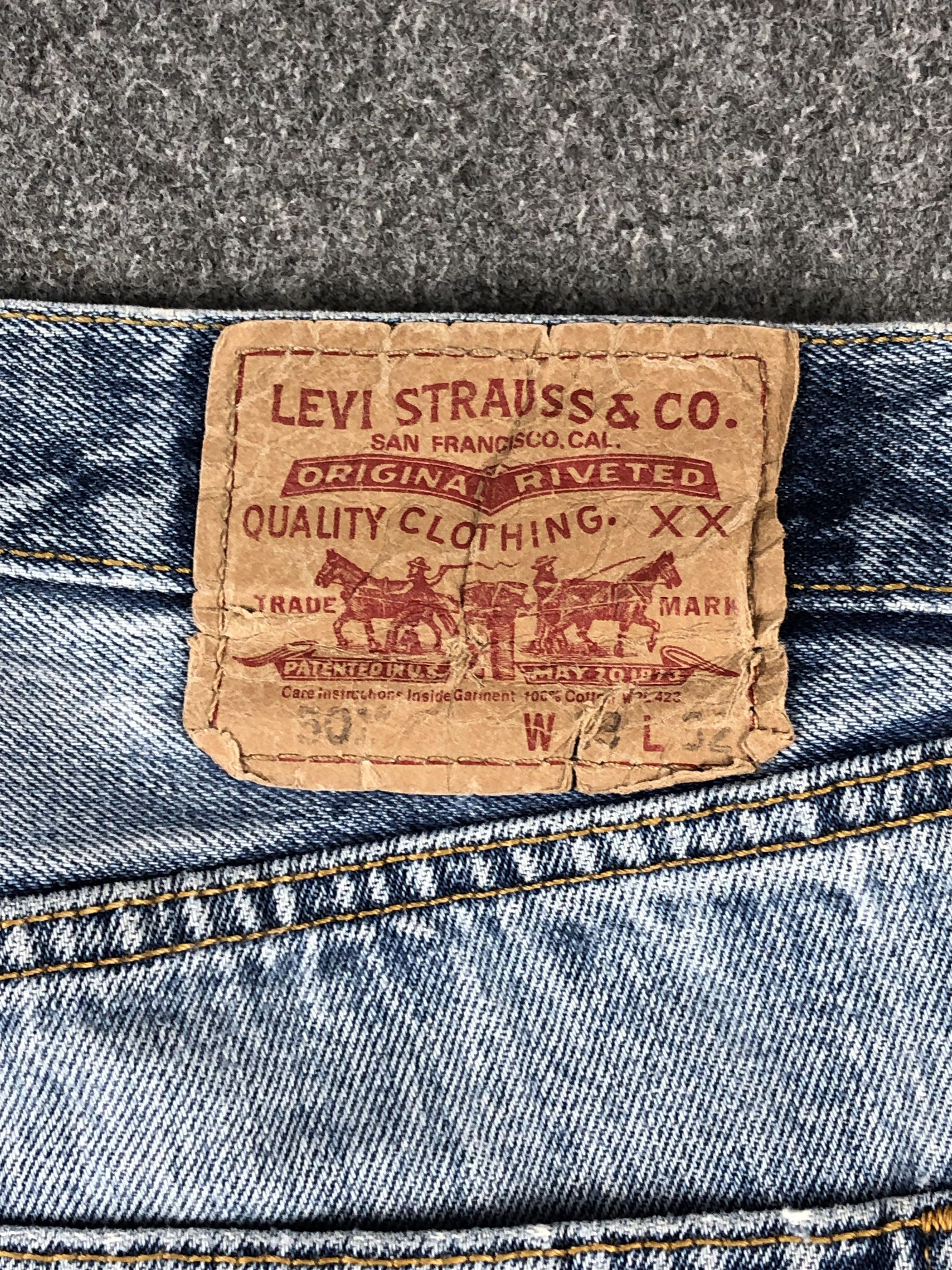 Levi's × Vintage Vintage Cropped Levis 501 Faded Blue Jeans DP2235 Size US 33 - 5 Thumbnail