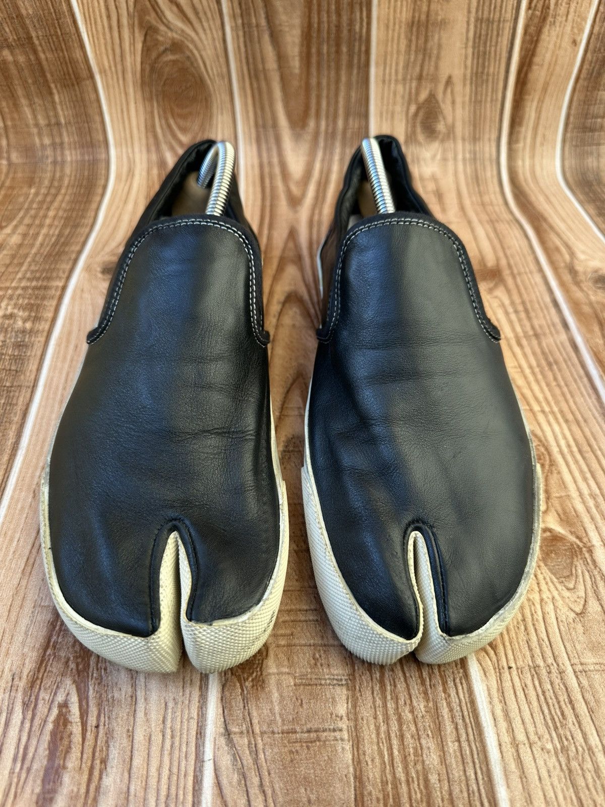 Maison Margiela Maison Margiela Leather Tabi Vans Low top Sneaks Size US 10 / EU 43 - 4 Thumbnail