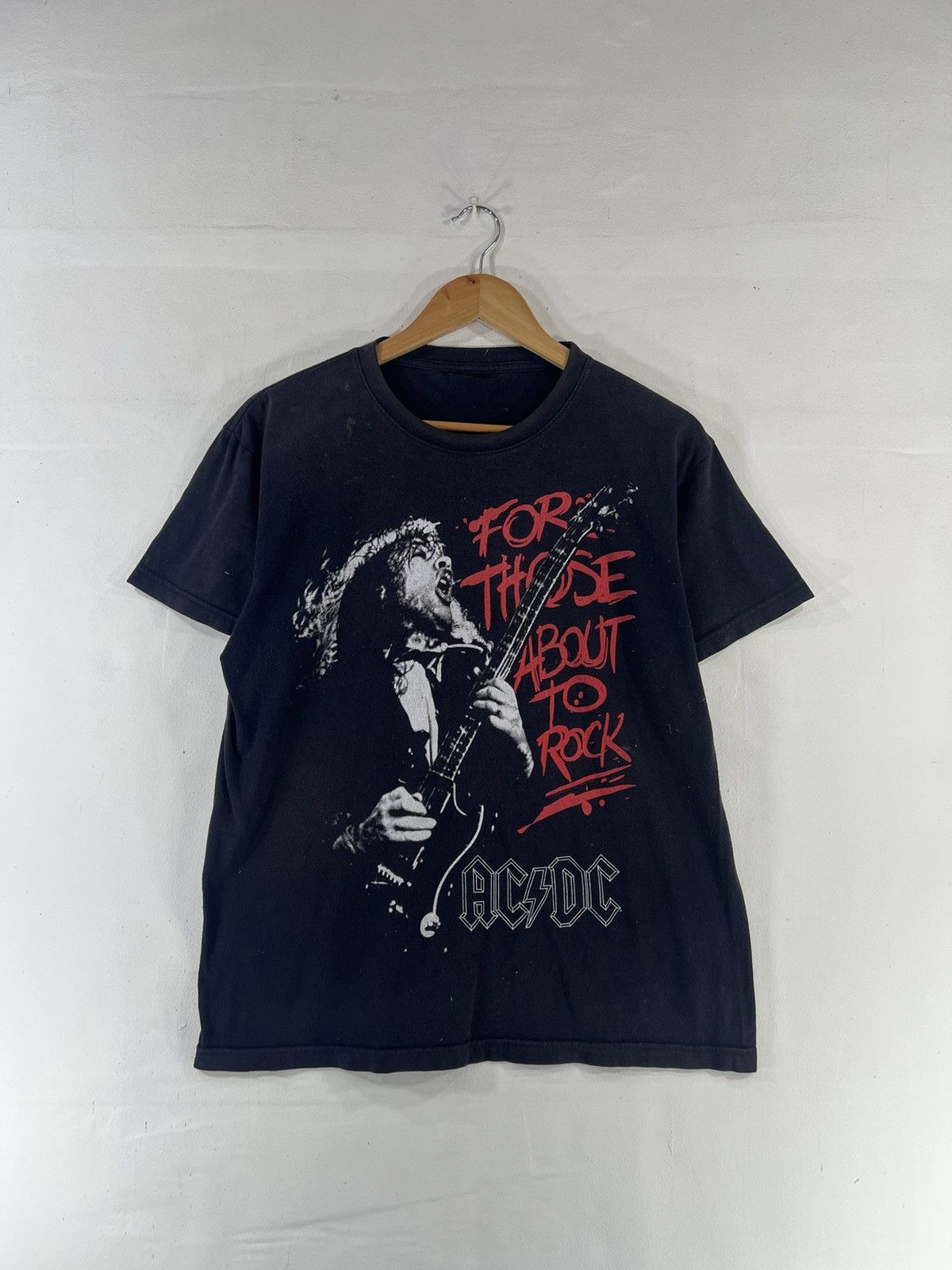 Band Tees Vintage ACDC Band Tees Tshirt Rare Design Size US M / EU 48-50 / 2 - 1 Thumbnail