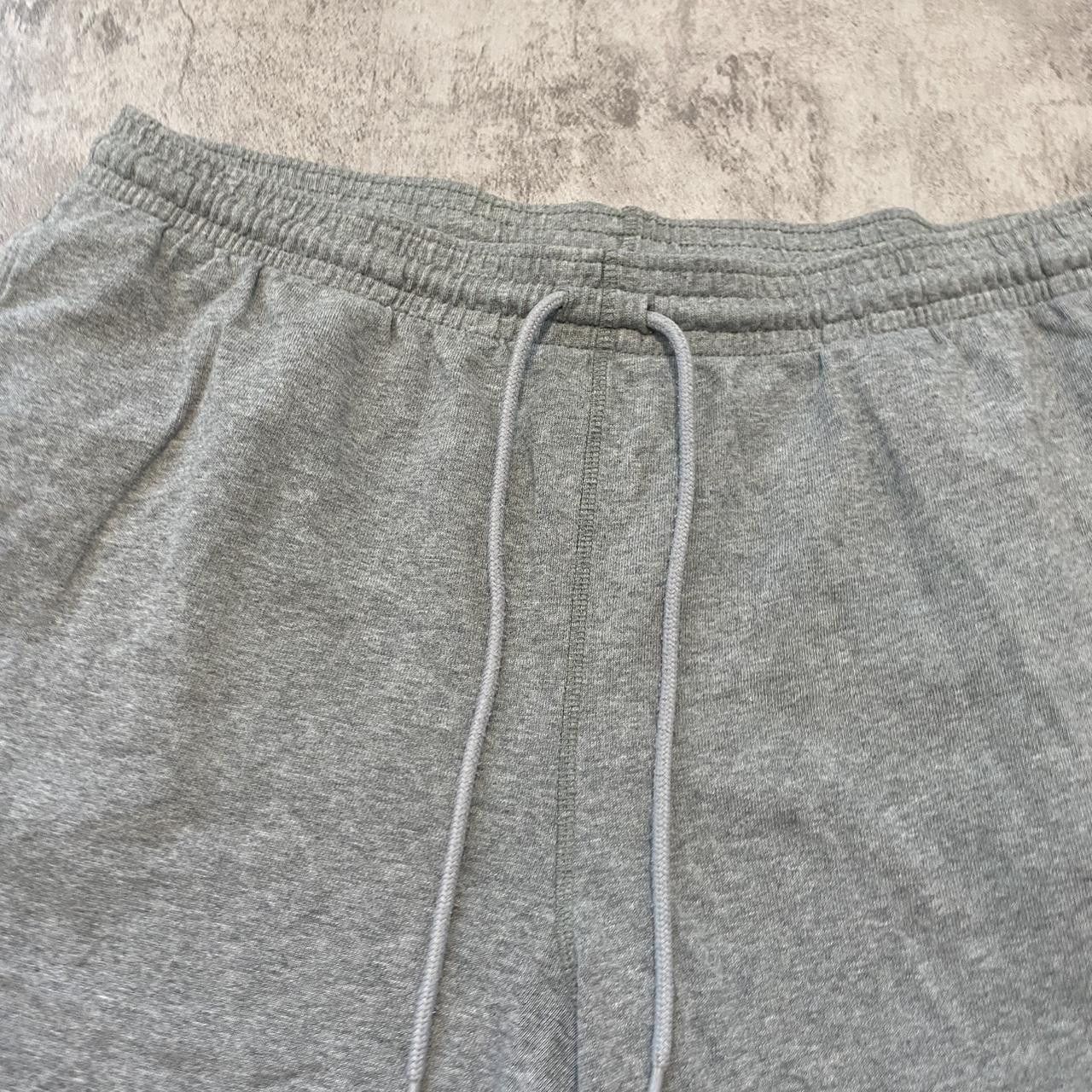 Nike Grey Nike shorts Baggy rap hip hop summer vacation Size US 34 / EU 50 - 4 Thumbnail
