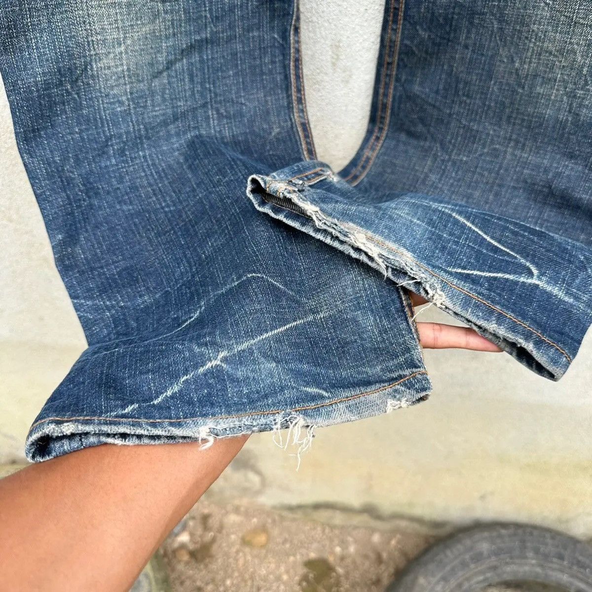 Japanese Brand JAPANESE TAKEO KIKUCHI JEANS RARE NICE FADING DENIM PANTS Size US 32 / EU 48 - 17 Thumbnail