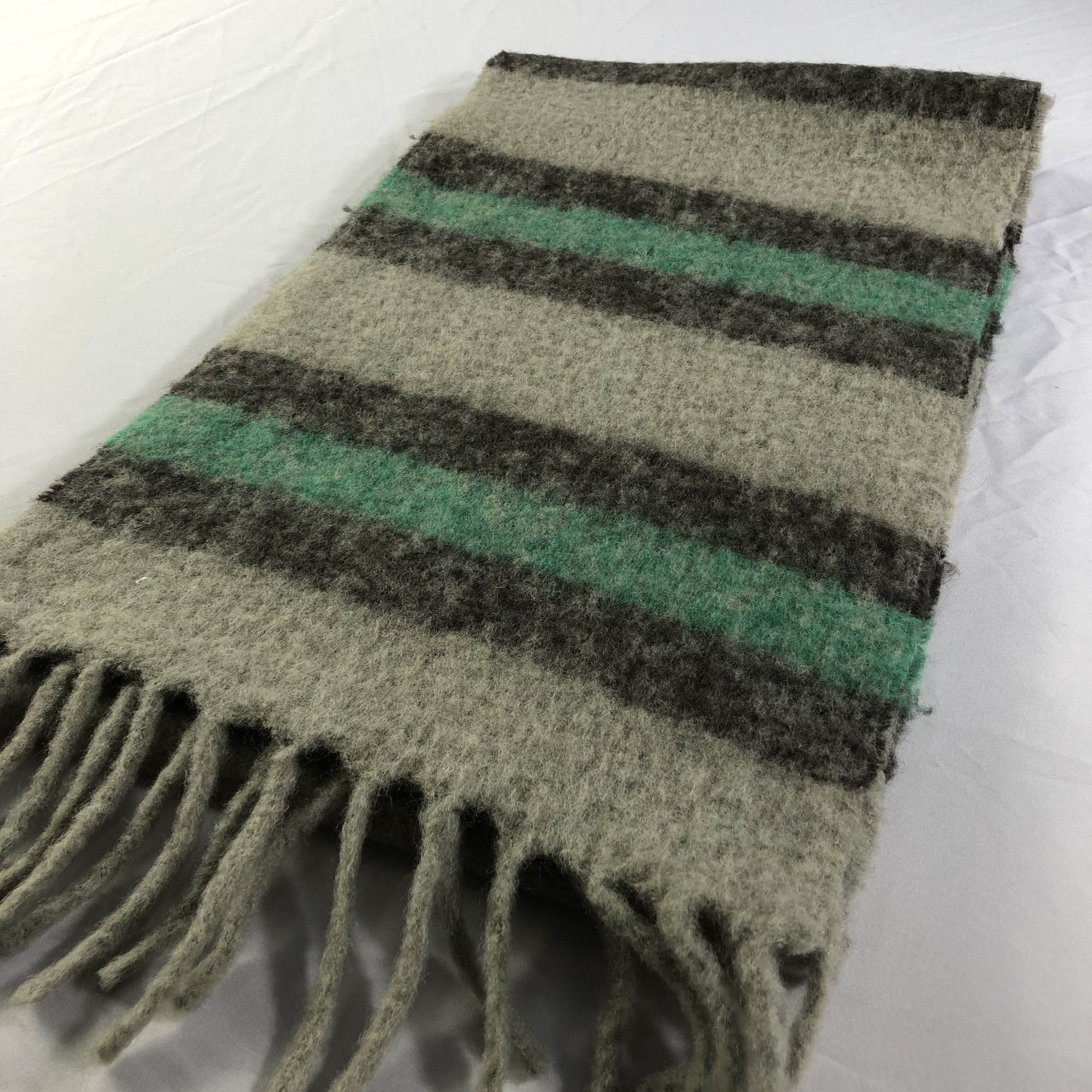 JW Anderson × Uniqlo J.W Anderson X Uniqlo Striped Wool Scarf Muffler V1435 Size ONE SIZE - 3 Thumbnail