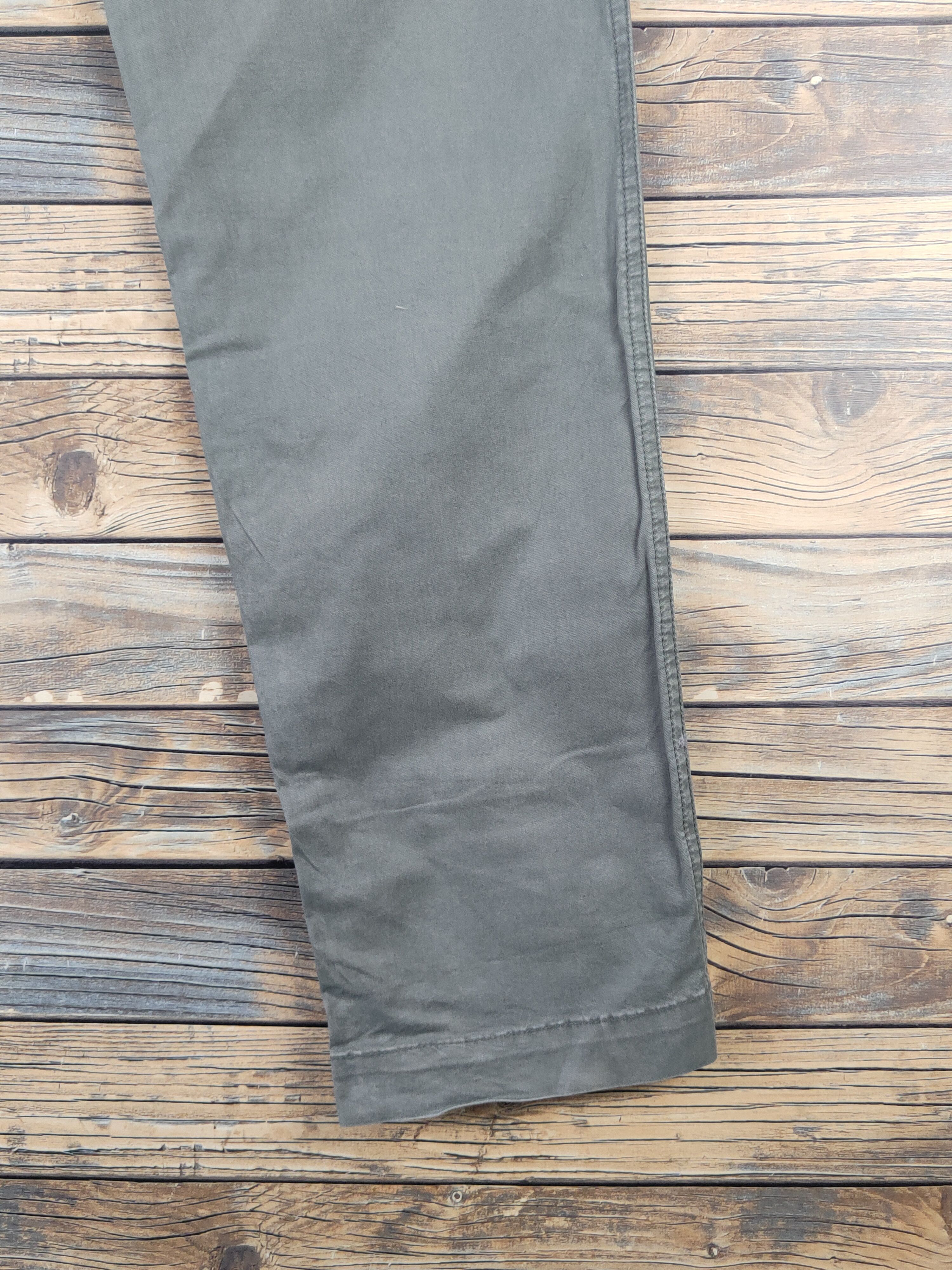 Japanese Brand DL Uniqlo Green Multipocket Tactical Cargo Pants #1502 Size US 29 - 11 Thumbnail