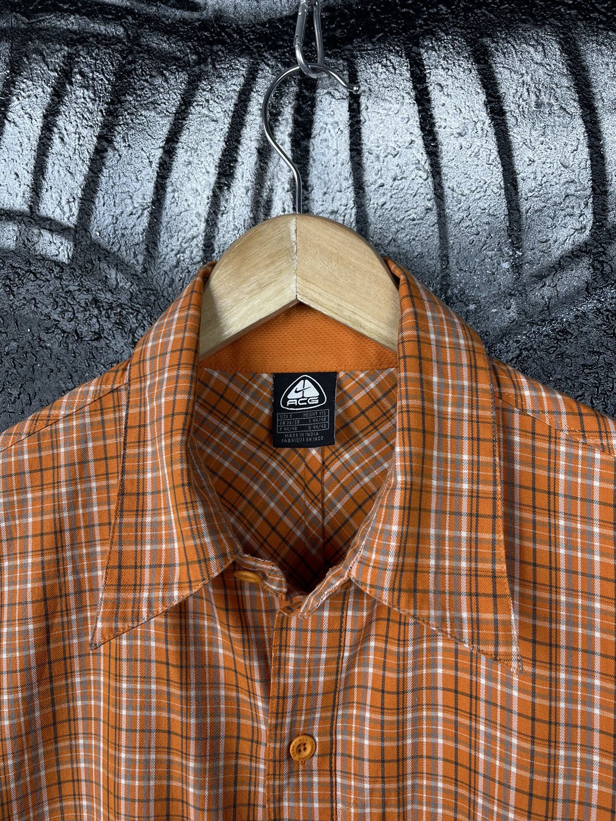 Nike ACG Vintage Nike ACG Y2K Orange Check Short Sleeve Shirt Size S Size US S / EU 44-46 / 1 - 4 Thumbnail