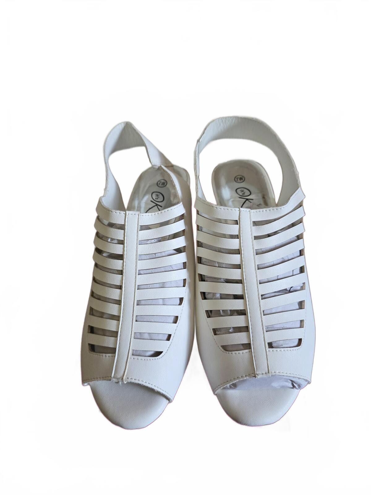 Other It's OK White Peep Toe Slingback Heels Size 7W Comfortable Size US 7 / IT 37 - 10 Thumbnail