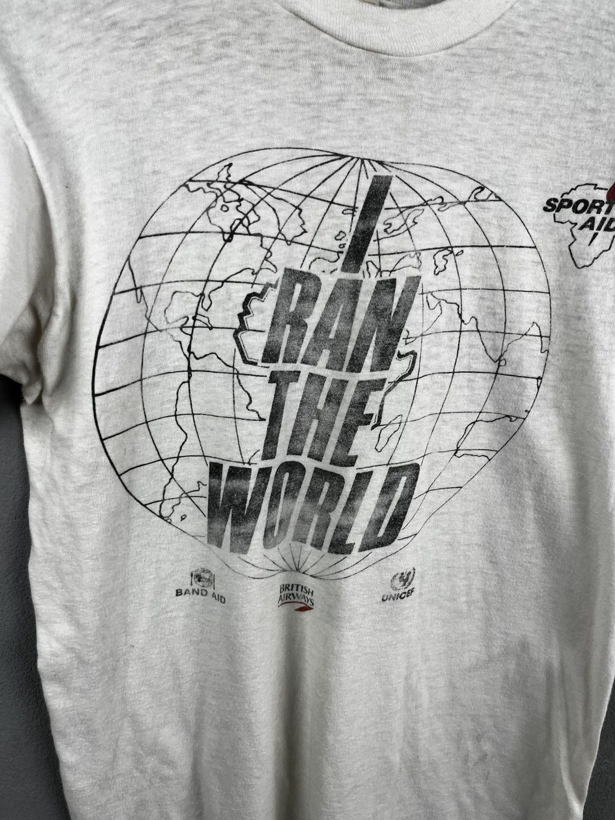 Vintage Vintage 1986 I Ran The World Sport Aid The Race Against Size S / US 4 / IT 40 - 15 Thumbnail