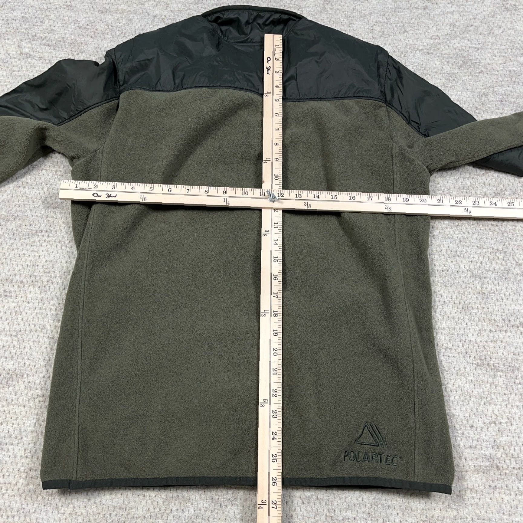 Under Armour Under Armour Sweater Men M Olive Green Pullover 1/4 Zip Polartec Sweatshirt Knit Sleeves Long Sleeve Regular Vintage? No Size US M / EU 48-50 / 2 - 7 Thumbnail