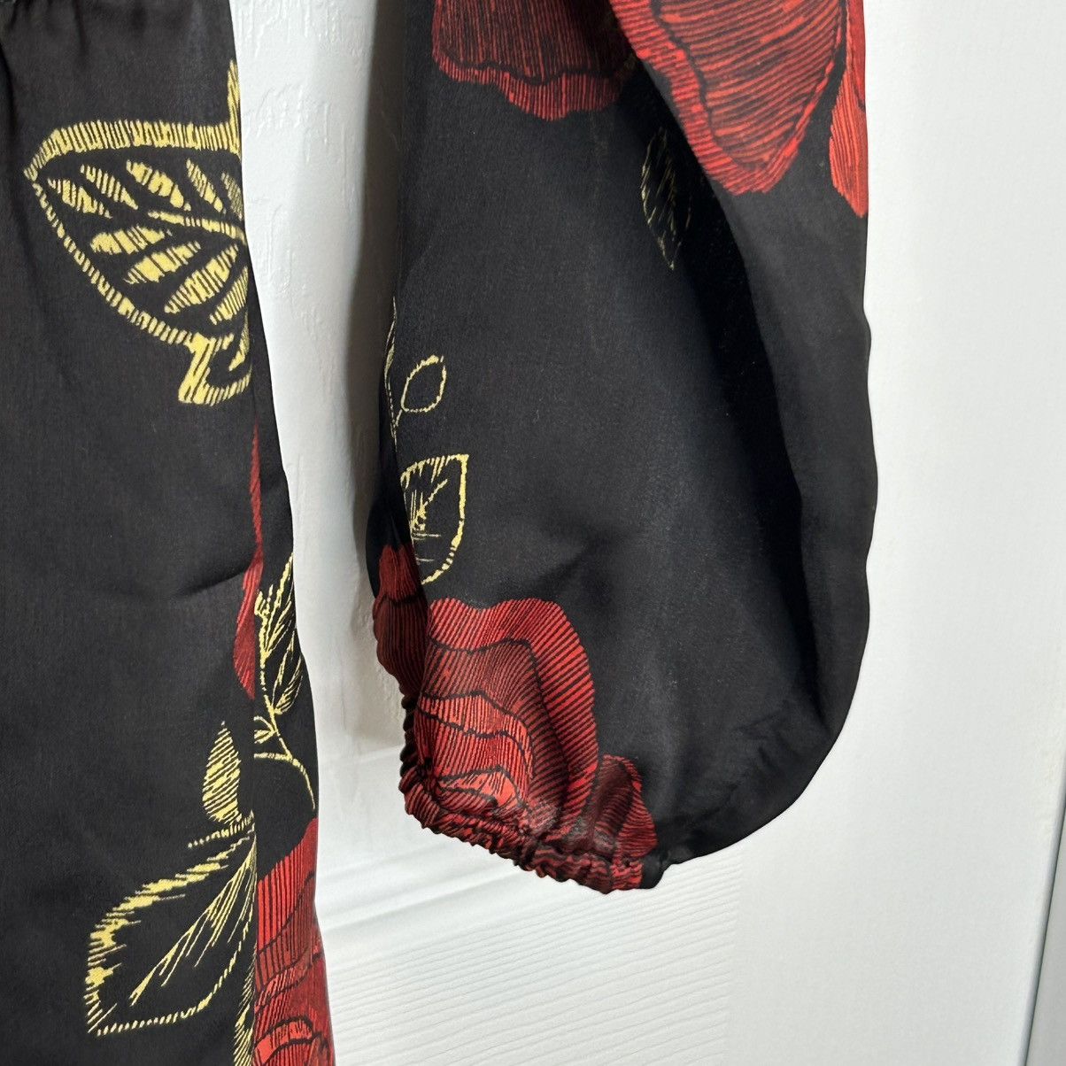 Other Cupcakes & Cashmere Red and Black Floral Halter Dress Size M Size M / US 6-8 / IT 42-44 - 8 Thumbnail
