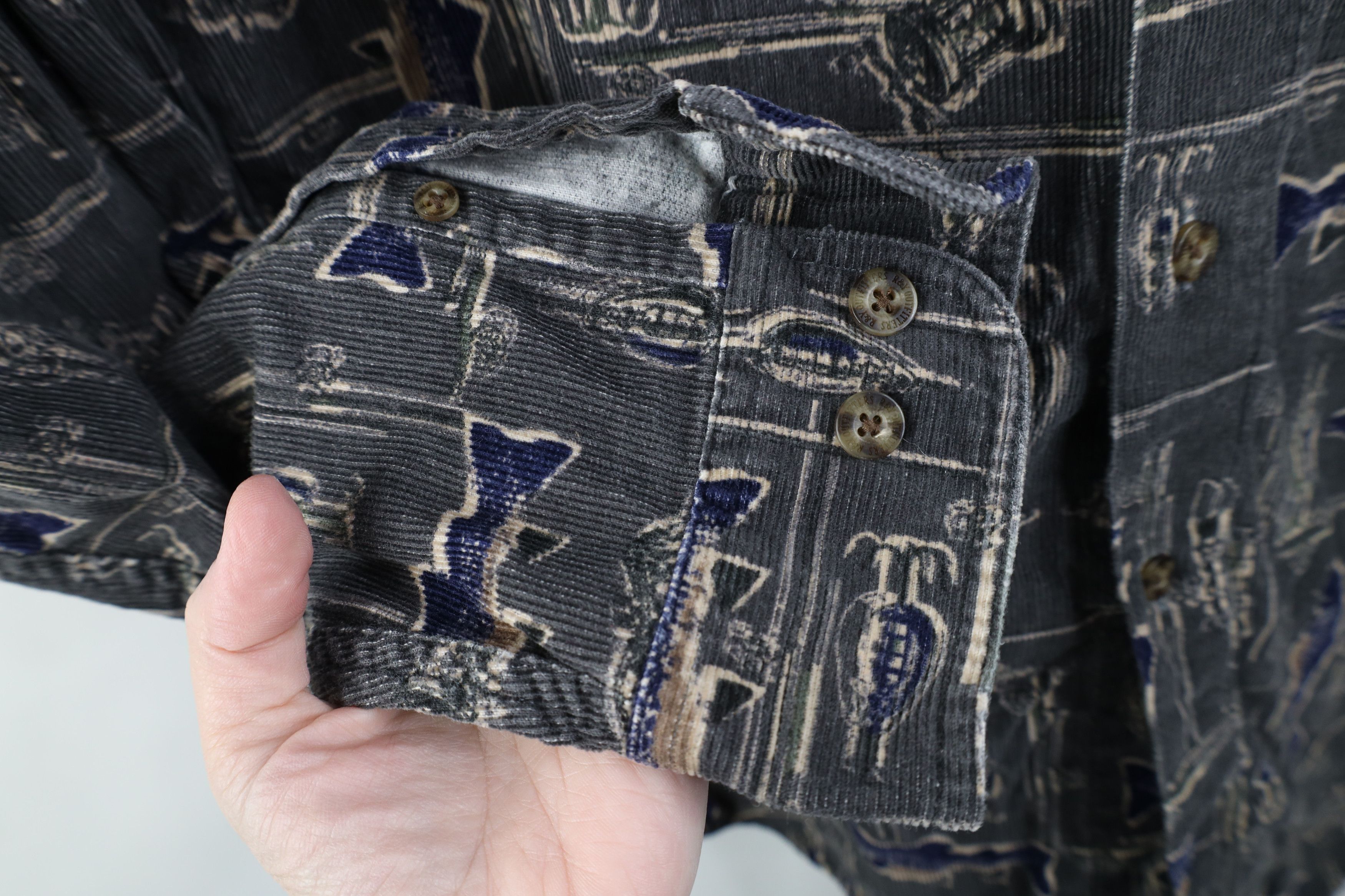 Vintage Vintage 90s Y2K Streetwear Print Corduroy Button Down Shirt Size US L / EU 52-54 / 3 - 6 Thumbnail