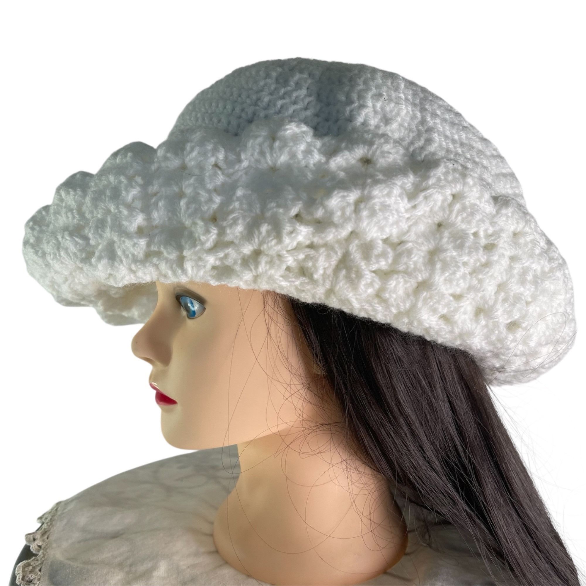 Handmade Crochet Bucket Hat Retro Cloche Style White Handmade Adult S Size ONE SIZE - 2 Thumbnail