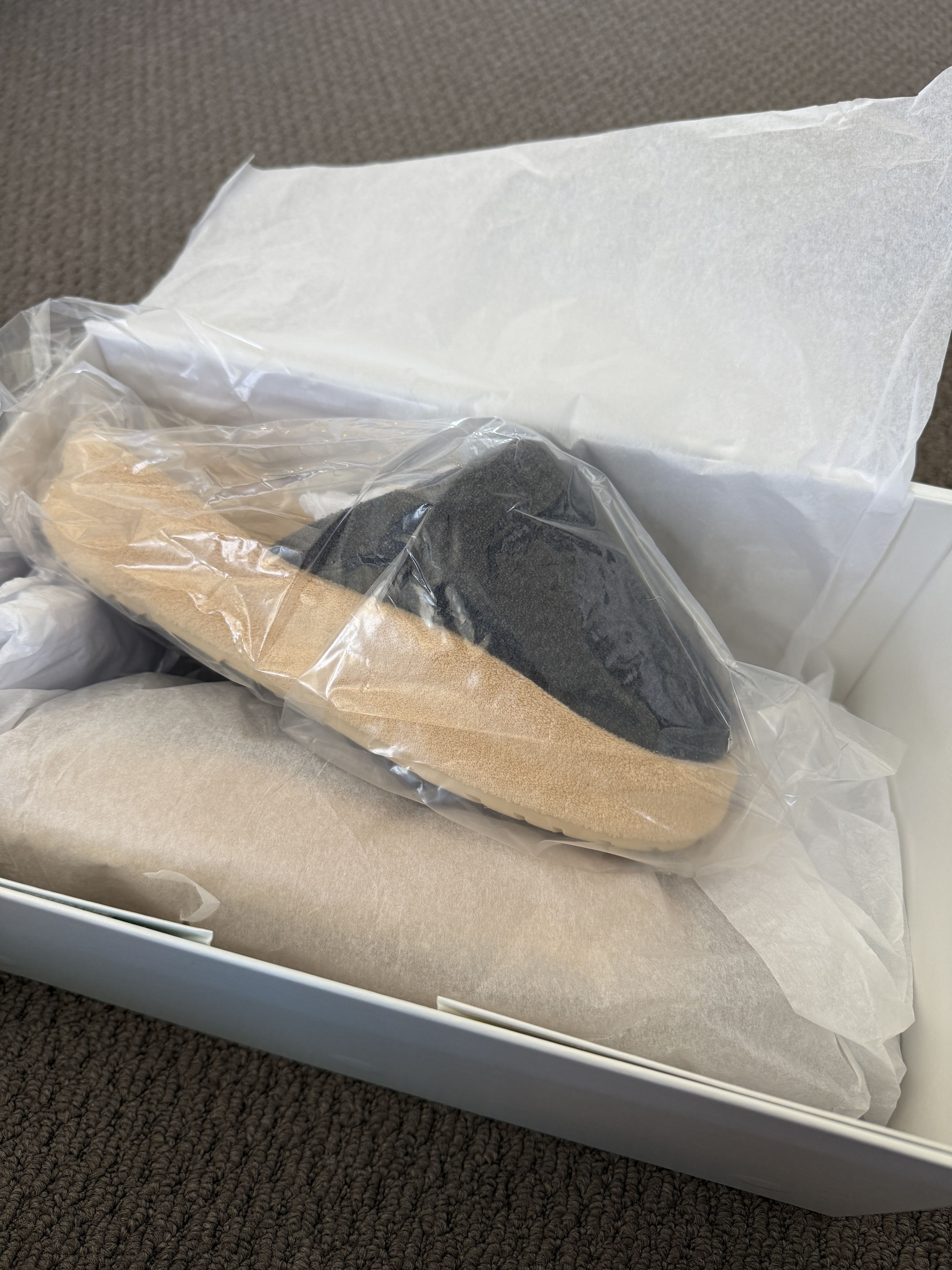 SKYLRK SKYLRK Slipper DS Size US 6 / EU 39 - 1 Thumbnail