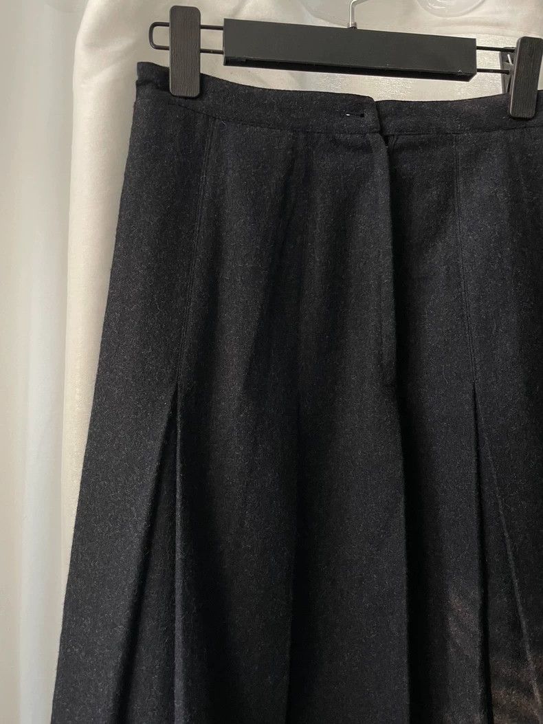 Comme des Garcons Comme des Garcons size os Medieval Women's Wool Skirt Plea Size 25" / US 0 / IT 36 - 3 Thumbnail