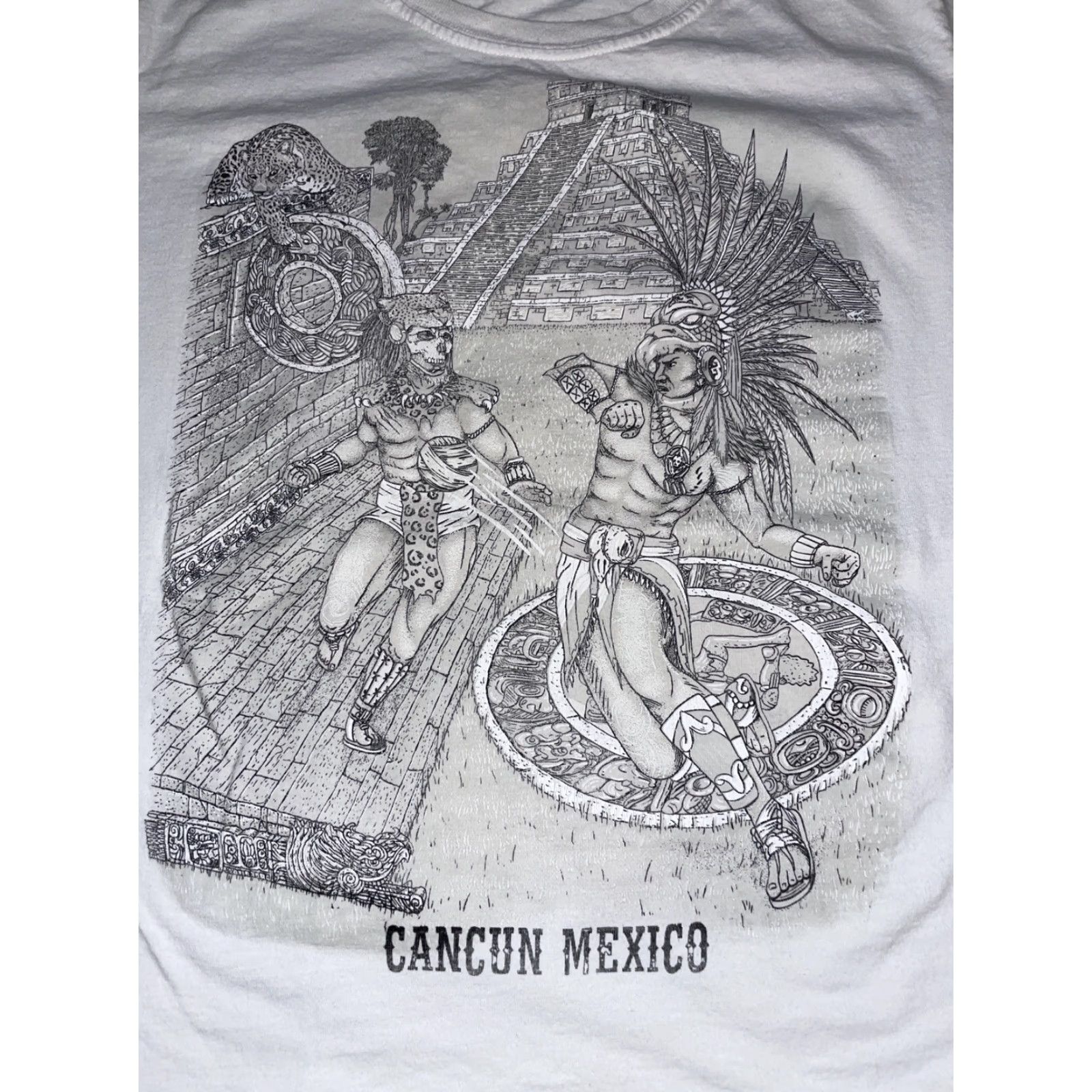 Vintage VINTAGE Cancun Mexico Aztec T-Shirt White S Mens Small Aztec T-Shirt Mexico Vintage White Small Mens Size US S / EU 44-46 / 1 - 2 Thumbnail