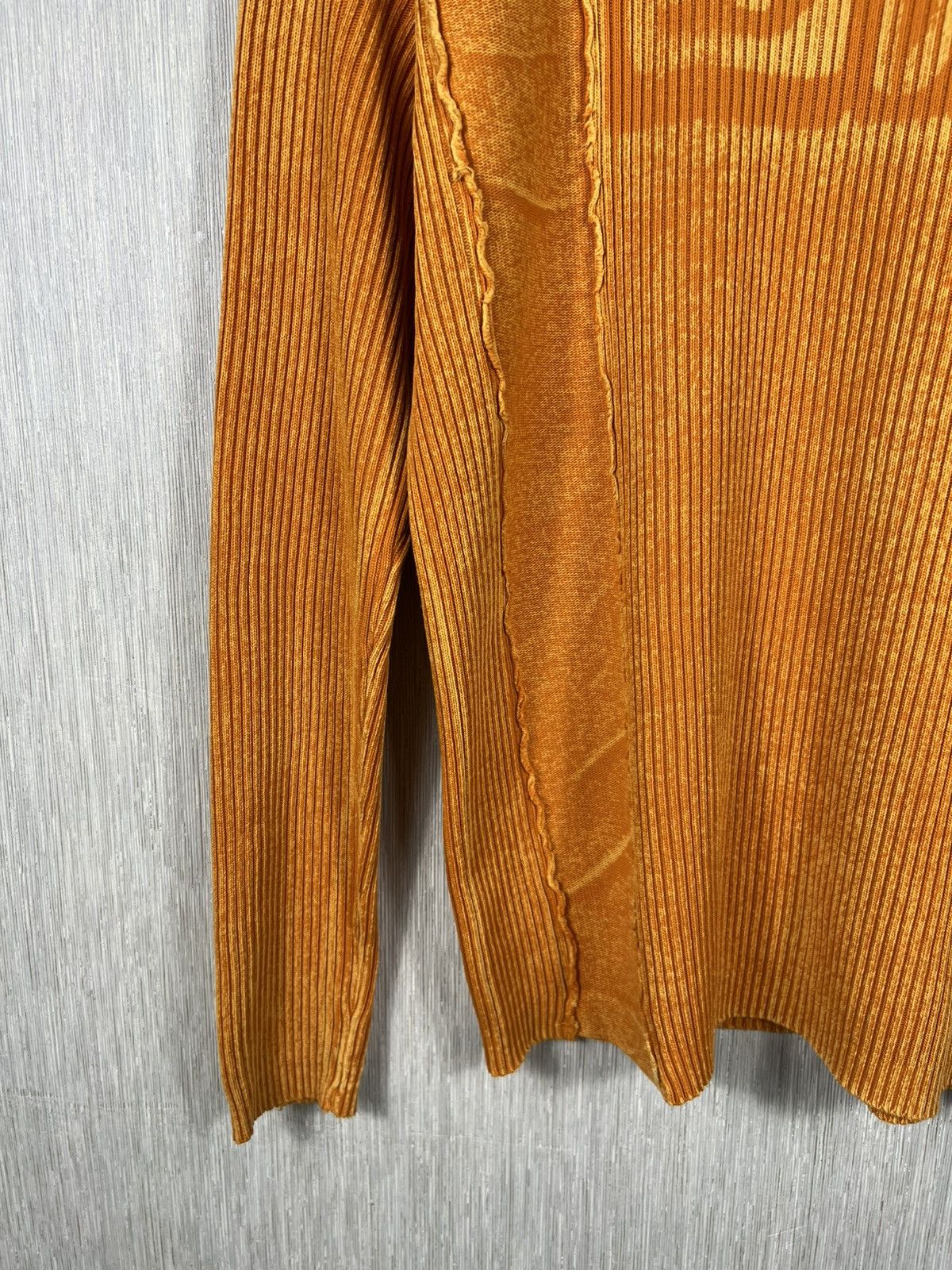 Diesel Vintage 90s Diesel slim knit spray y2k logo sweater ribbed Size US L / EU 52-54 / 3 - 4 Thumbnail