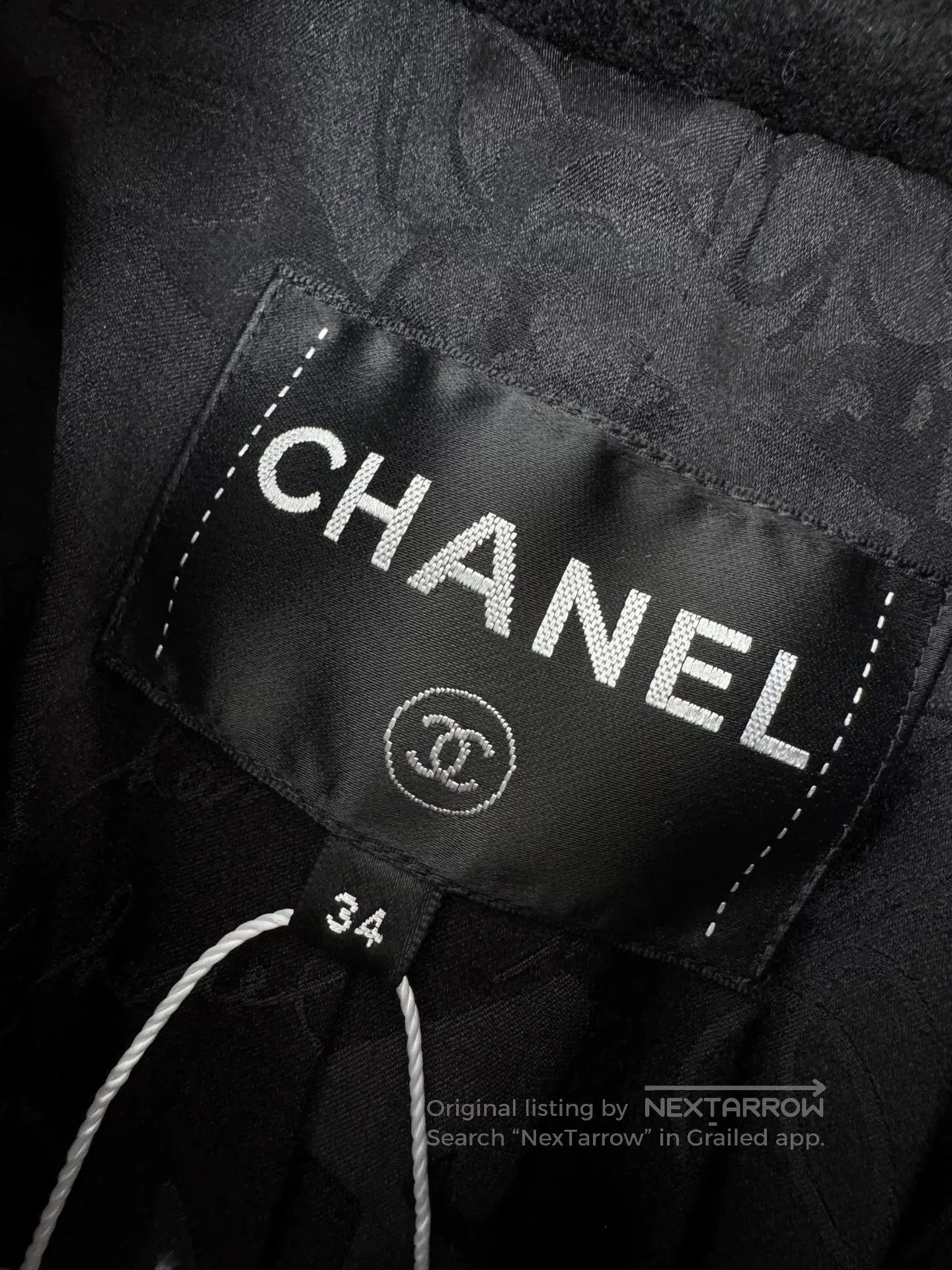 Chanel Chanel VTG Roman Gold Button Coat. Size US XXS / EU 40 - 7 Thumbnail