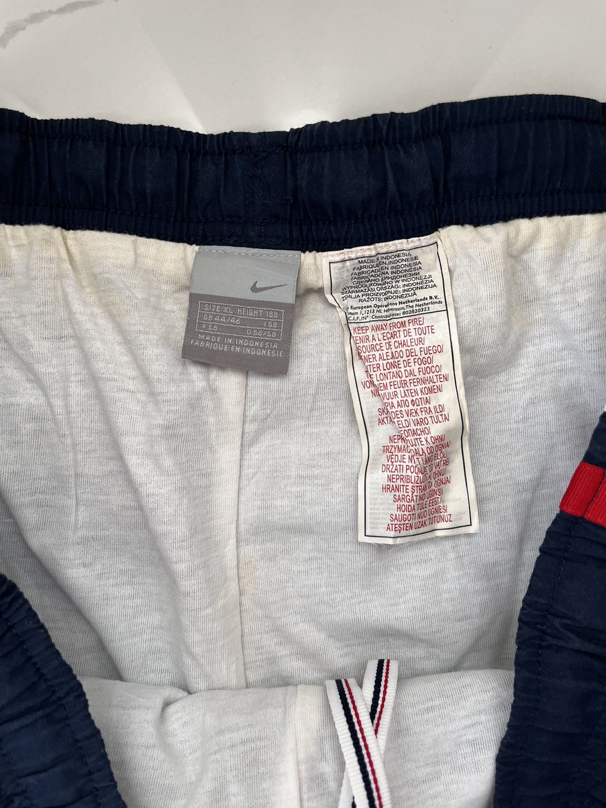 Nike 00’s NIKE SWOOSH LOGO BAGGY Y2K TRACK PANTS RARE GORPCORE Size US 36 / EU 52 - 3 Thumbnail