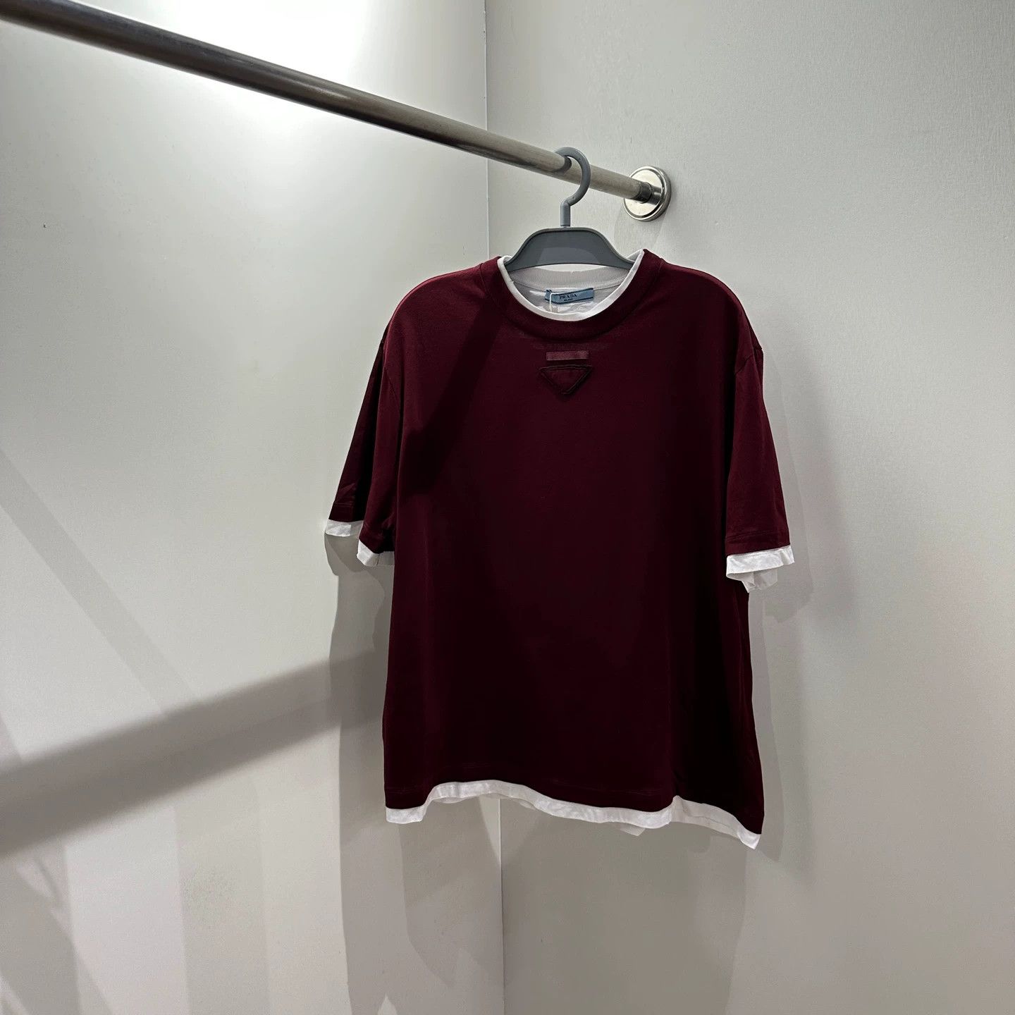 Prada Prada 25SS Two-Tone Triangle Logo Short Sleeve Tee L Size L / US 10 / IT 46 - 1 Thumbnail
