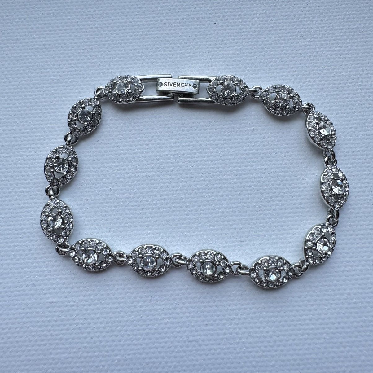Givenchy Givenchy Eye Flex Bracelet Size ONE SIZE - 2 Thumbnail