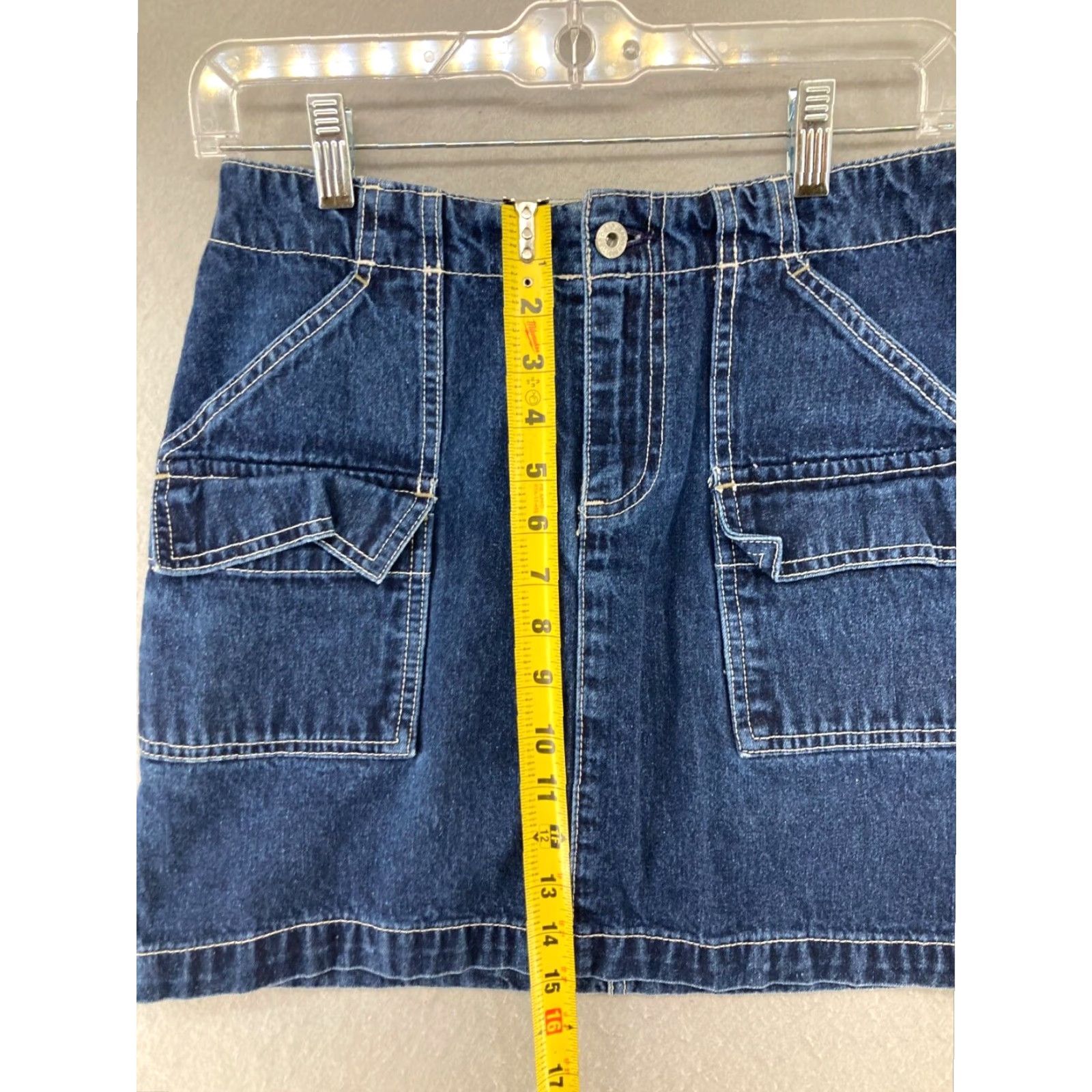 Gap Womens Gap Mini Denim Skirt Flap Pockets Y2K Style Size 25" / US 0 / IT 36 - 4 Thumbnail