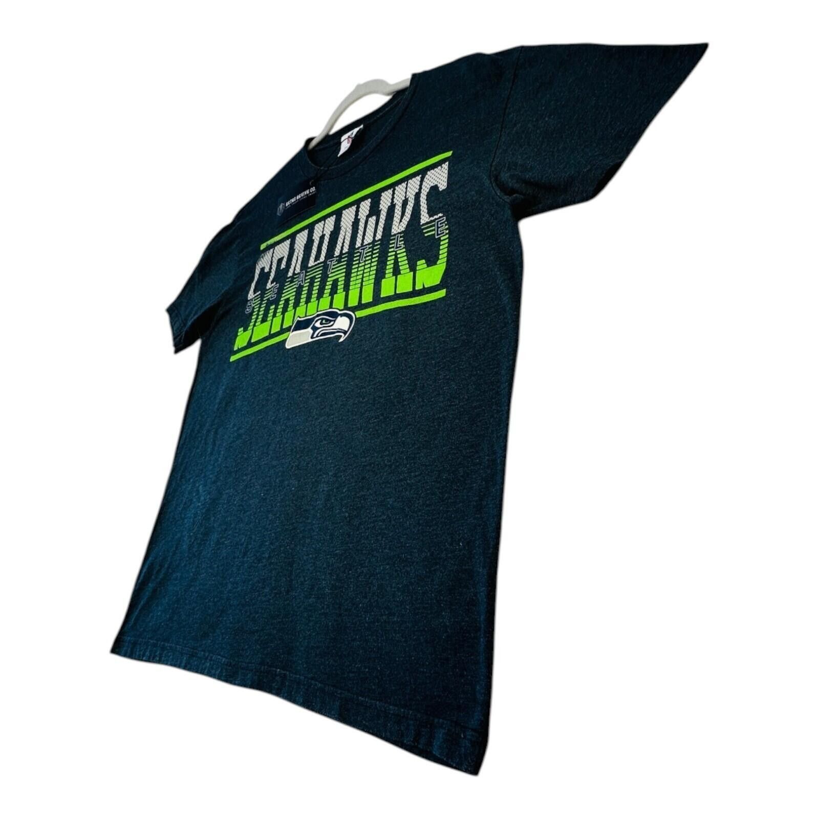 NHL NFL Seahawks T-Shirt Men's UK Size L Grey Graphic Print Size US L / EU 52-54 / 3 - 4 Thumbnail