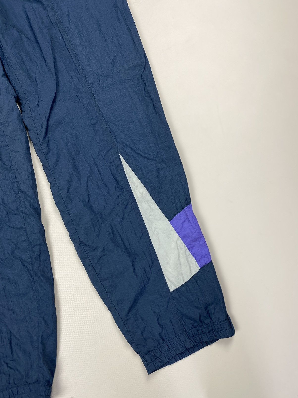 Nike Nike vintage men’s nylon track pants size M Size US 32 / EU 48 - 10 Thumbnail