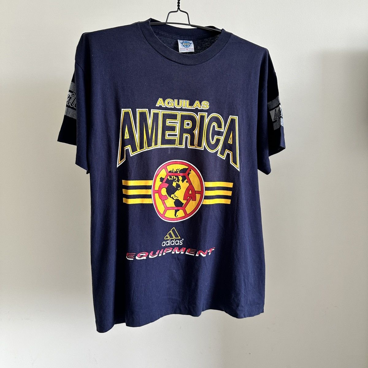 Vintage Vintage Adidas Club America AOP T-Shirt Size XL Size US XL / EU 56 / 4 - 3 Thumbnail