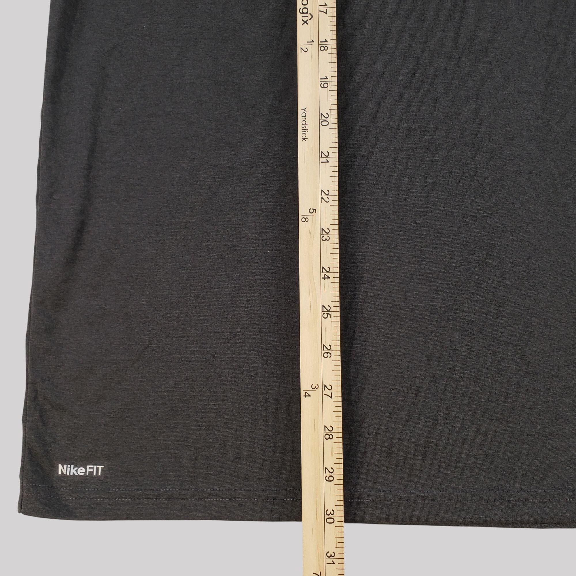 Nike Nike Shirt Dark Gray Performance Short Sleeve Athletic XL Size US XL / EU 56 / 4 - 3 Thumbnail