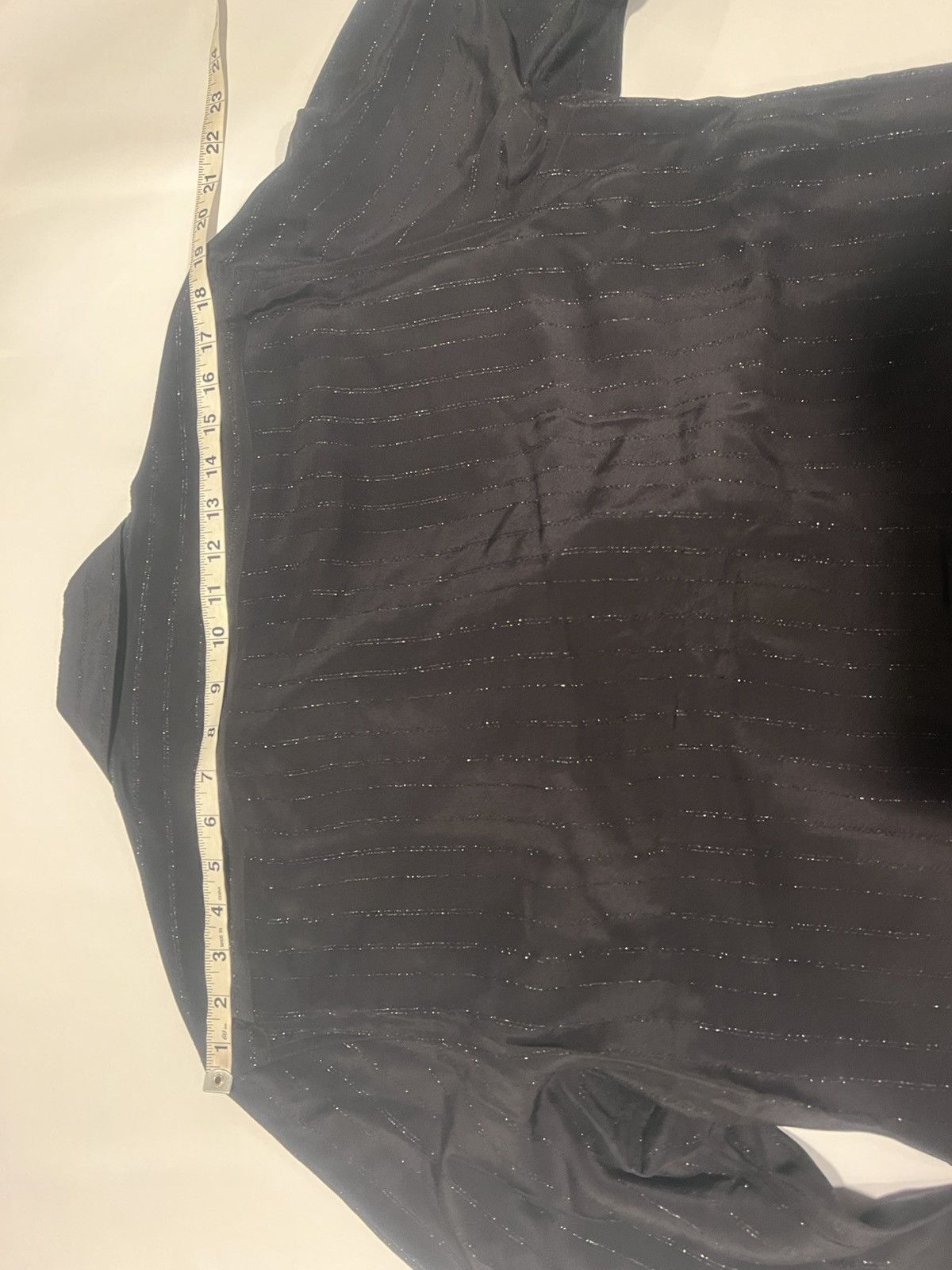 Saint Laurent Paris Saint Laurent men’s silk shirt. 39/15.5.$1690 Size US M / EU 48-50 / 2 - 7 Thumbnail