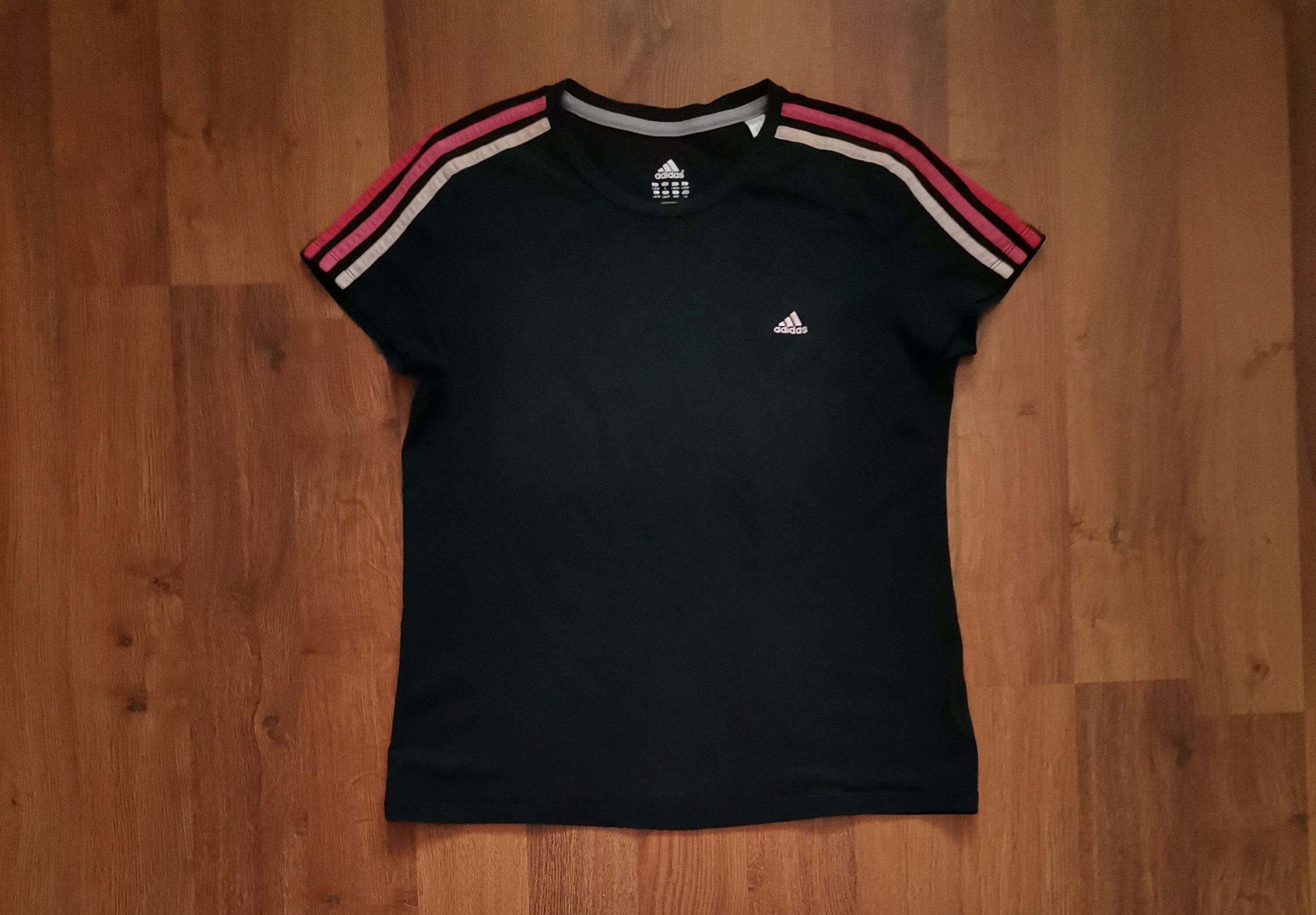 Adidas Adidas Women's Tee Size L / US 10 / IT 46 - 1 Thumbnail