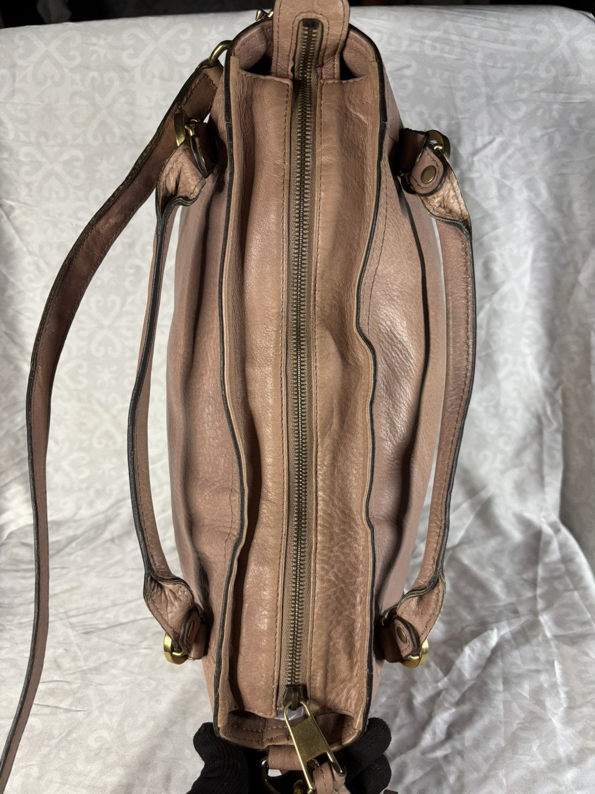 Gucci (very worn) Gucci Japan Exclusive 2 Way Bag sakura Size ONE SIZE - 5 Thumbnail