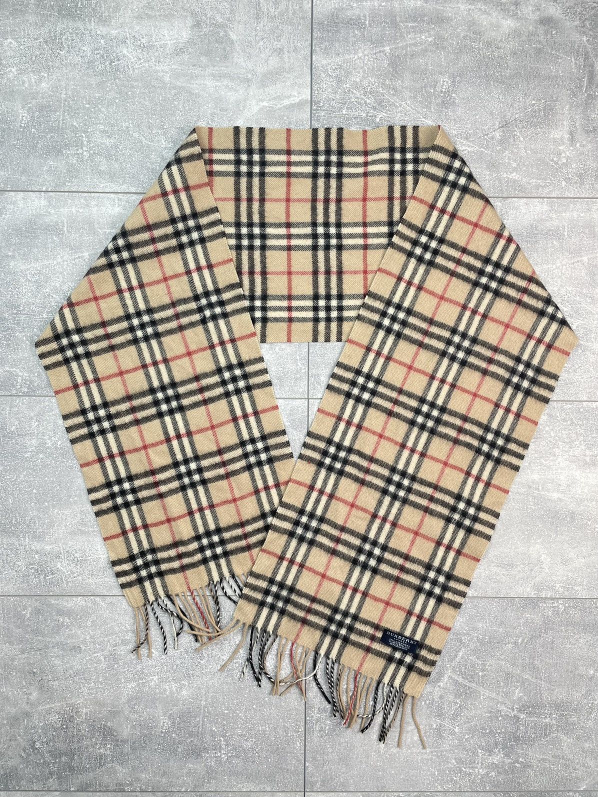 Burberry Burberry Cashmere Scarf Check Vintage Size ONE SIZE - 1 Thumbnail
