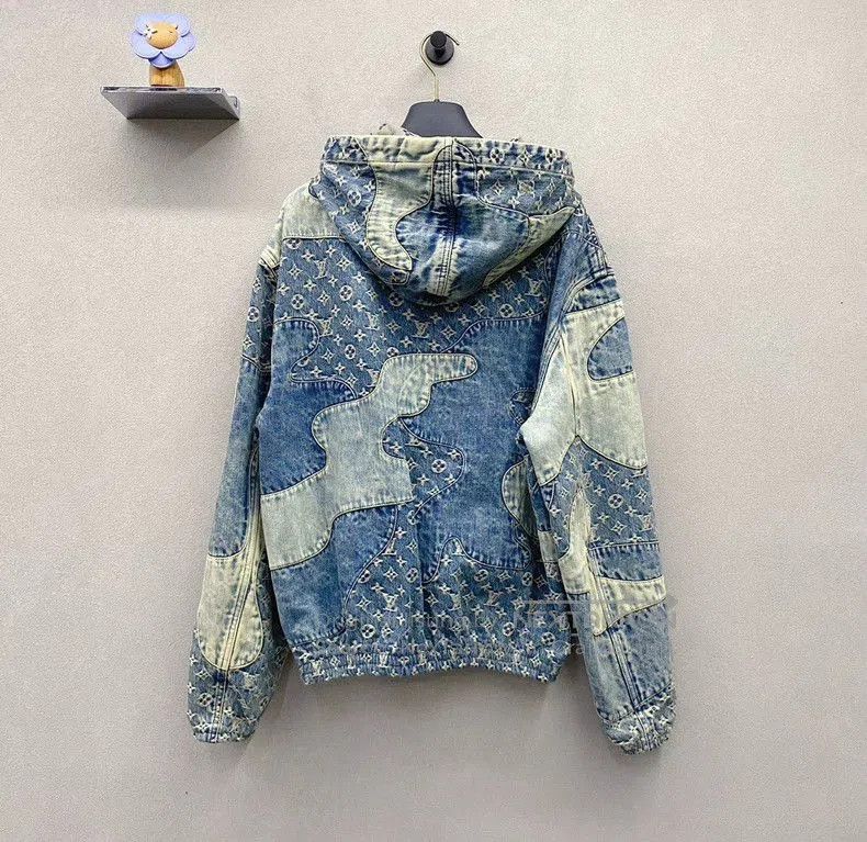 Louis Vuitton Louis Vuitton Blue Denim Logo Jacket. Size US L / EU 52-54 / 3 - 4 Thumbnail