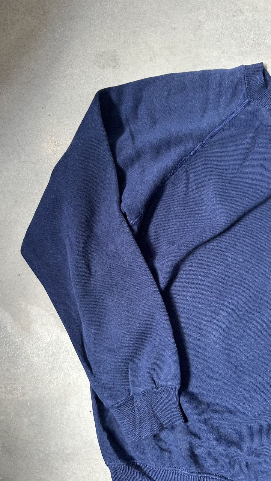 Vintage VINTAGE HANES PLAIN SWEATSHIRT Size US M / EU 48-50 / 2 - 4 Thumbnail