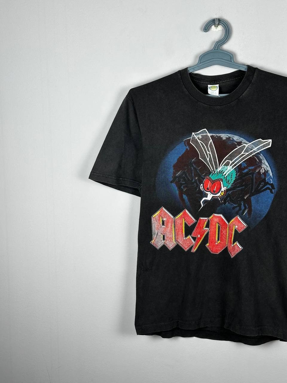 Band Tees AC/DC Fly on the Wall 1985 Tour Faded Rock Band T Shirt Size US L / EU 52-54 / 3 - 2 Thumbnail