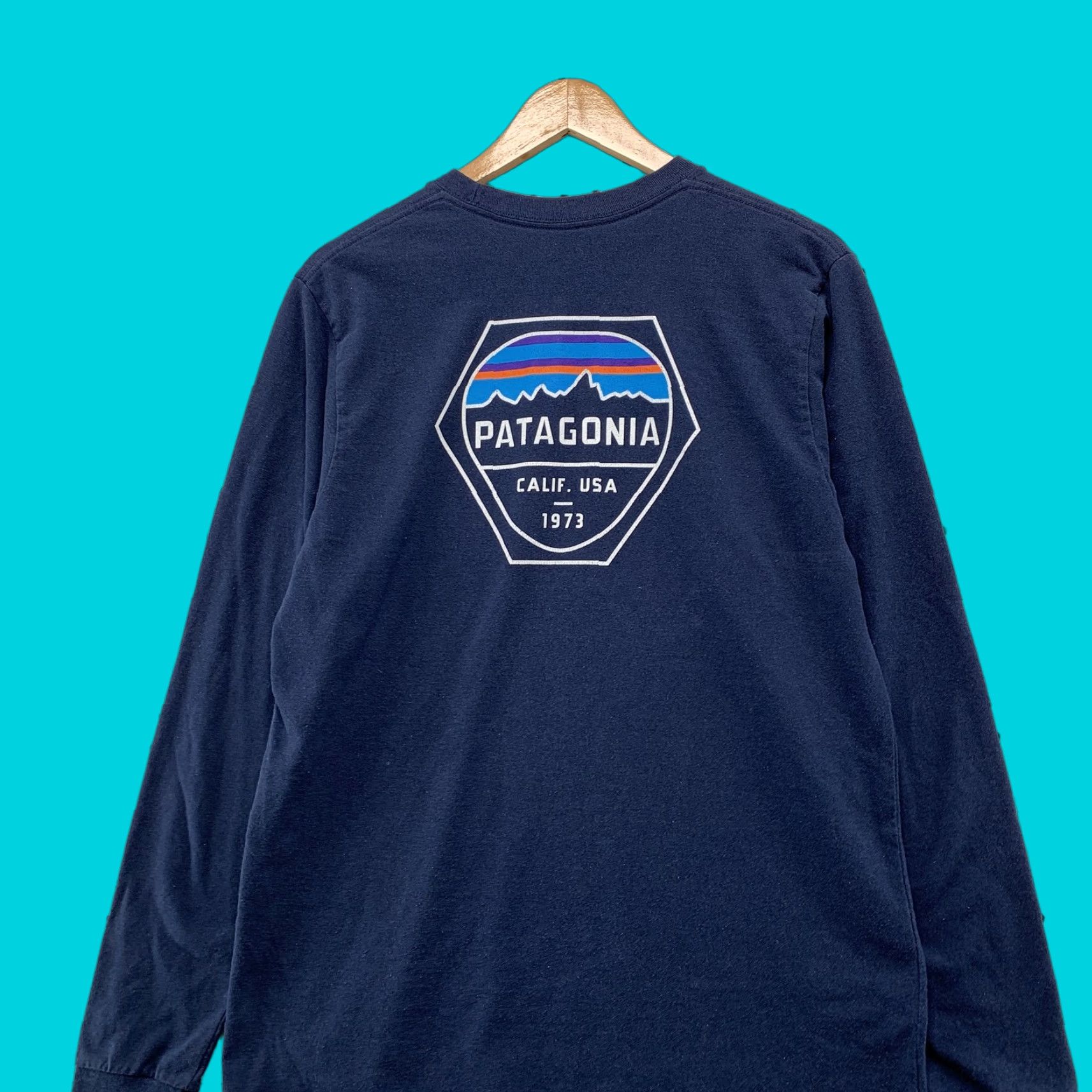 Patagonia Patagonia Long Sleeve Shirt Mens Medium Outdoor Cotton Logo Size US M / EU 48-50 / 2 - 1 Thumbnail