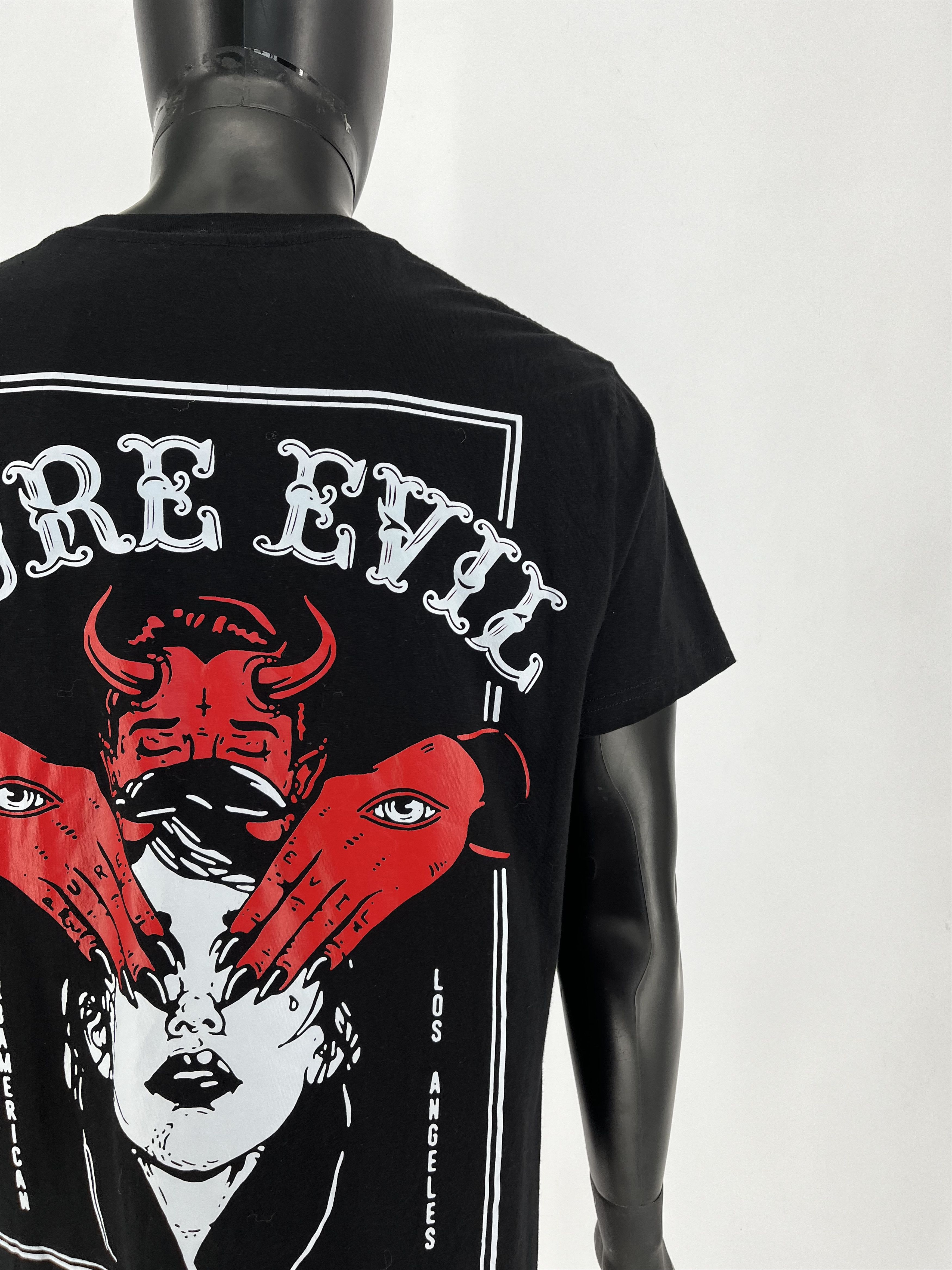 Other Vintage Y2K Urbamerican Pure Evil Black T-Shirt Size US L / EU 52-54 / 3 - 4 Thumbnail