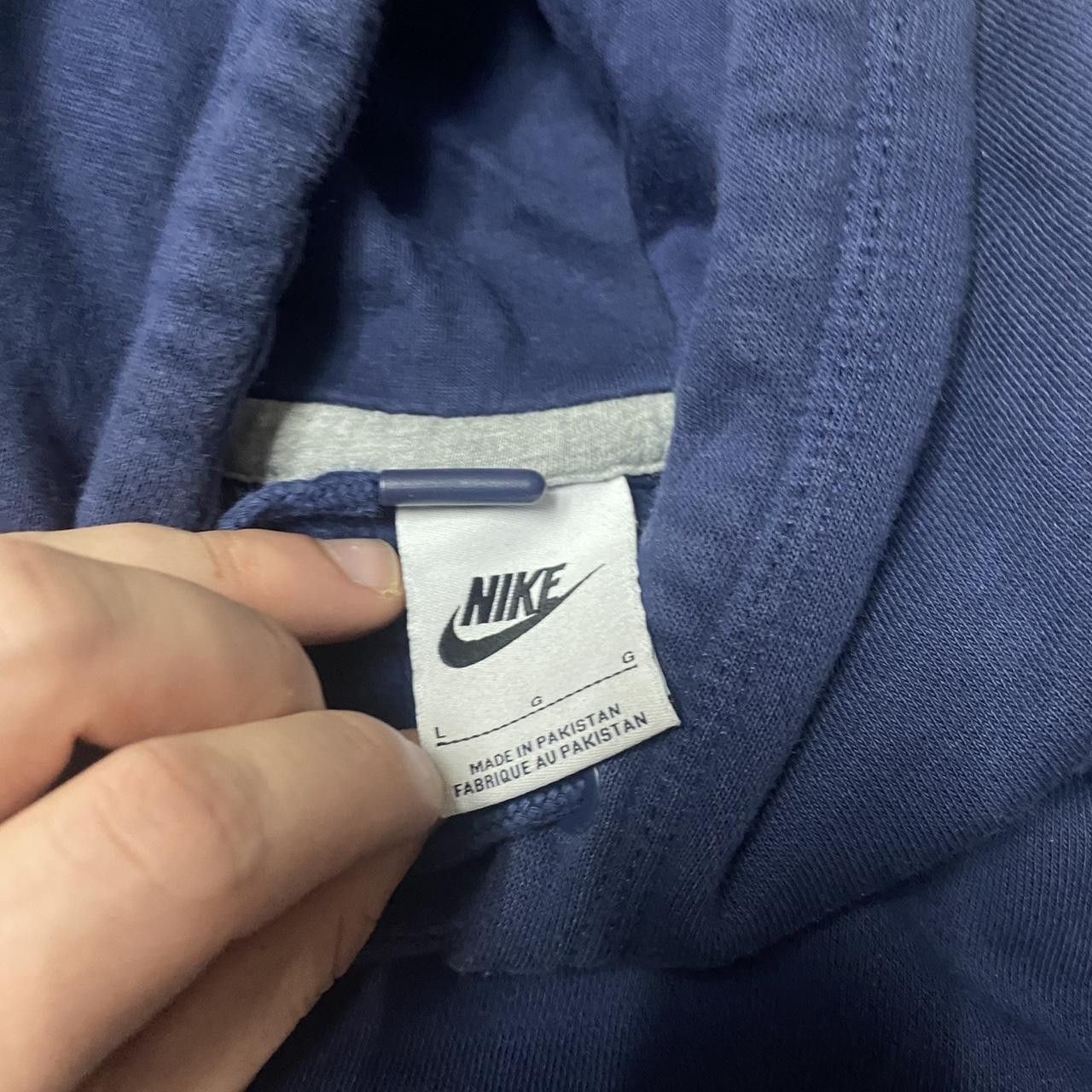 Nike Navy Nike hoodie with white embroidered logo #streetwear Size US L / EU 52-54 / 3 - 3 Thumbnail