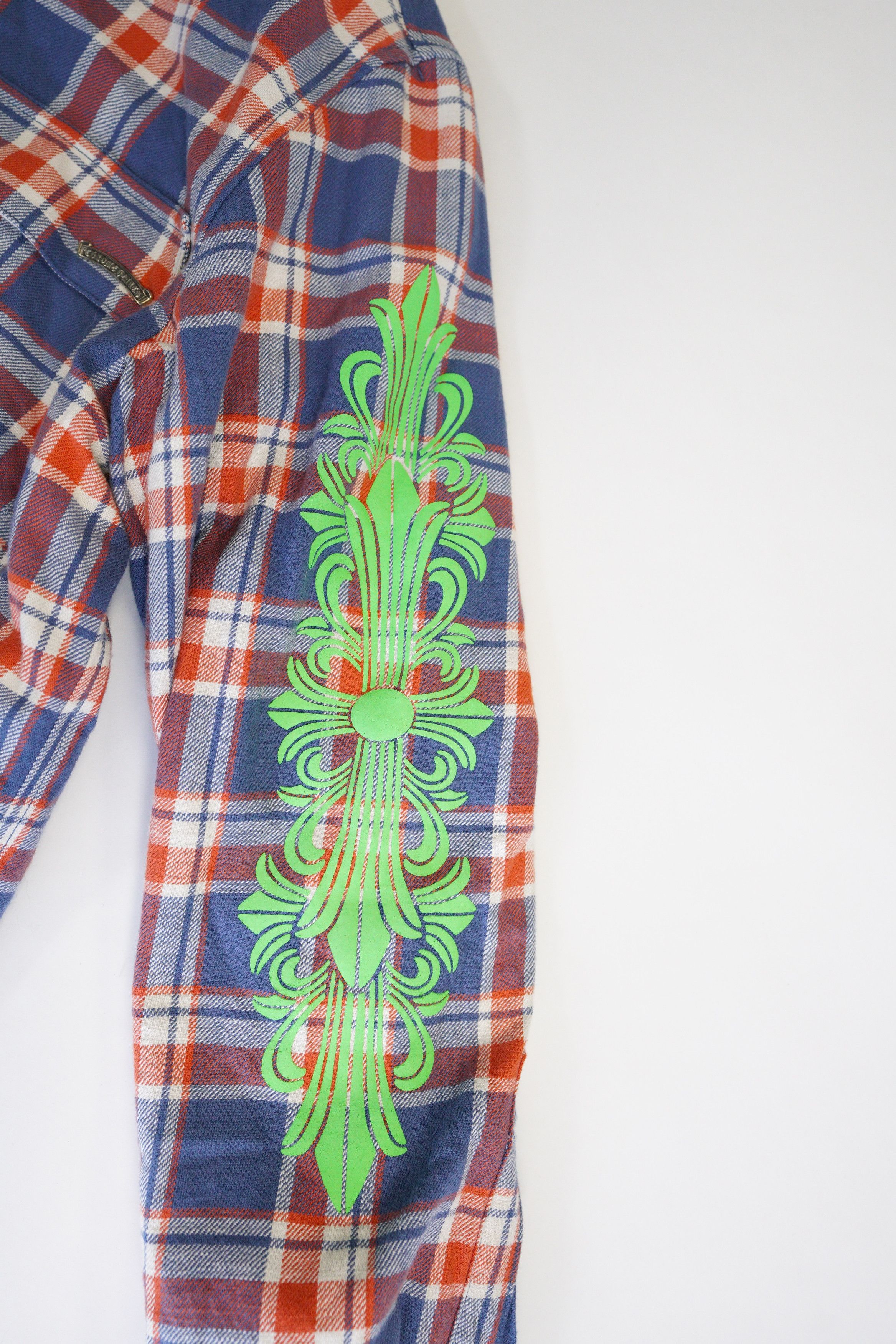 Chrome Hearts Chrome Hearts Blue & Red Plaid Cropped Cargo Flannel Shirt Size US XL / EU 56 / 4 - 11 Thumbnail