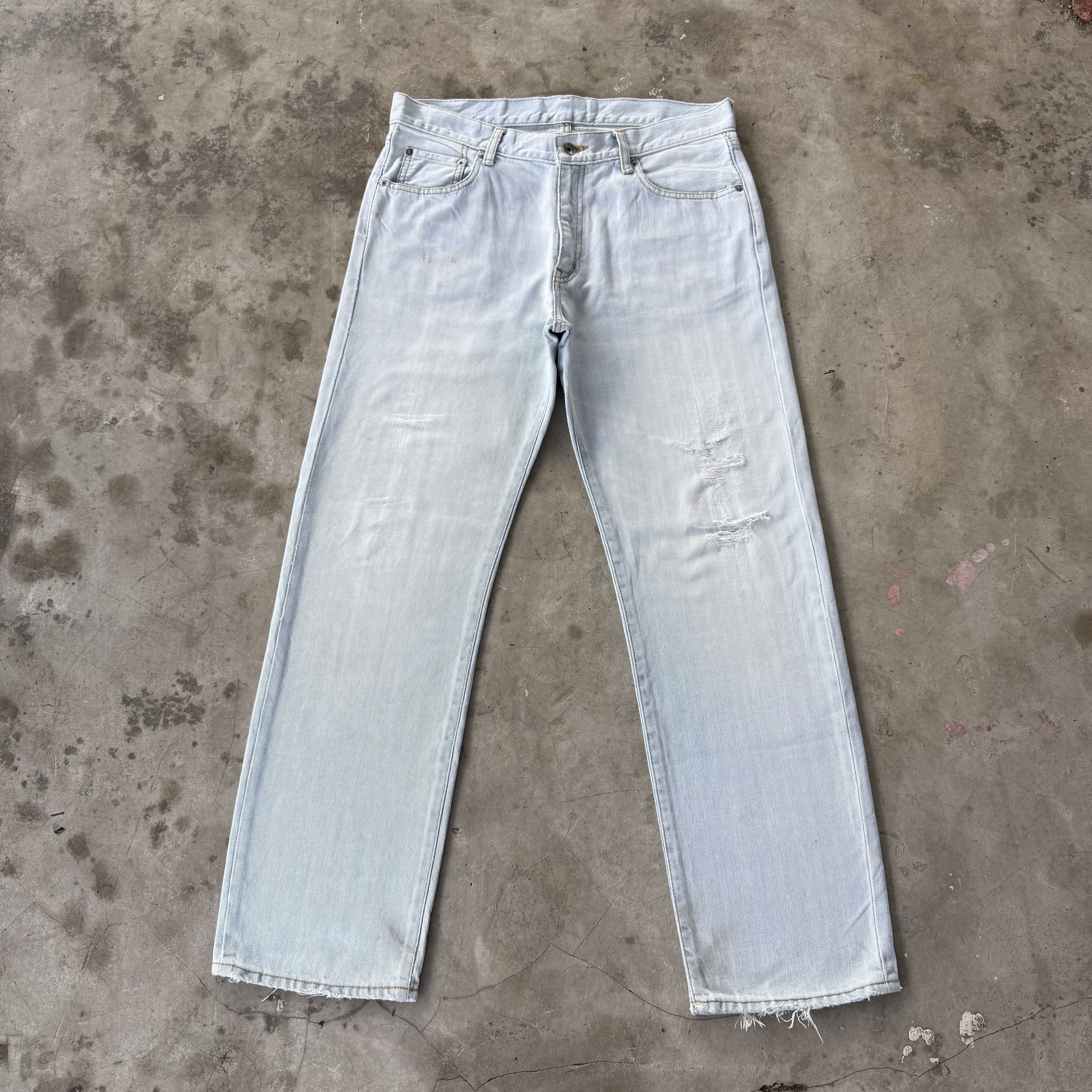 Japanese Brand W35x30 Vintage Japanese Light Wash Blue Ripped Denim Jean. Size US 35 - 2 Thumbnail