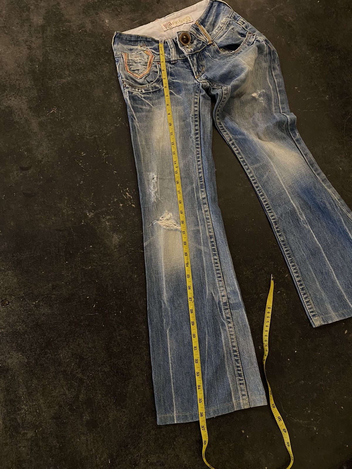 If Six Was Nine Red Peppers Distressed Bootcut Jeans Size US 27 - 14 Thumbnail