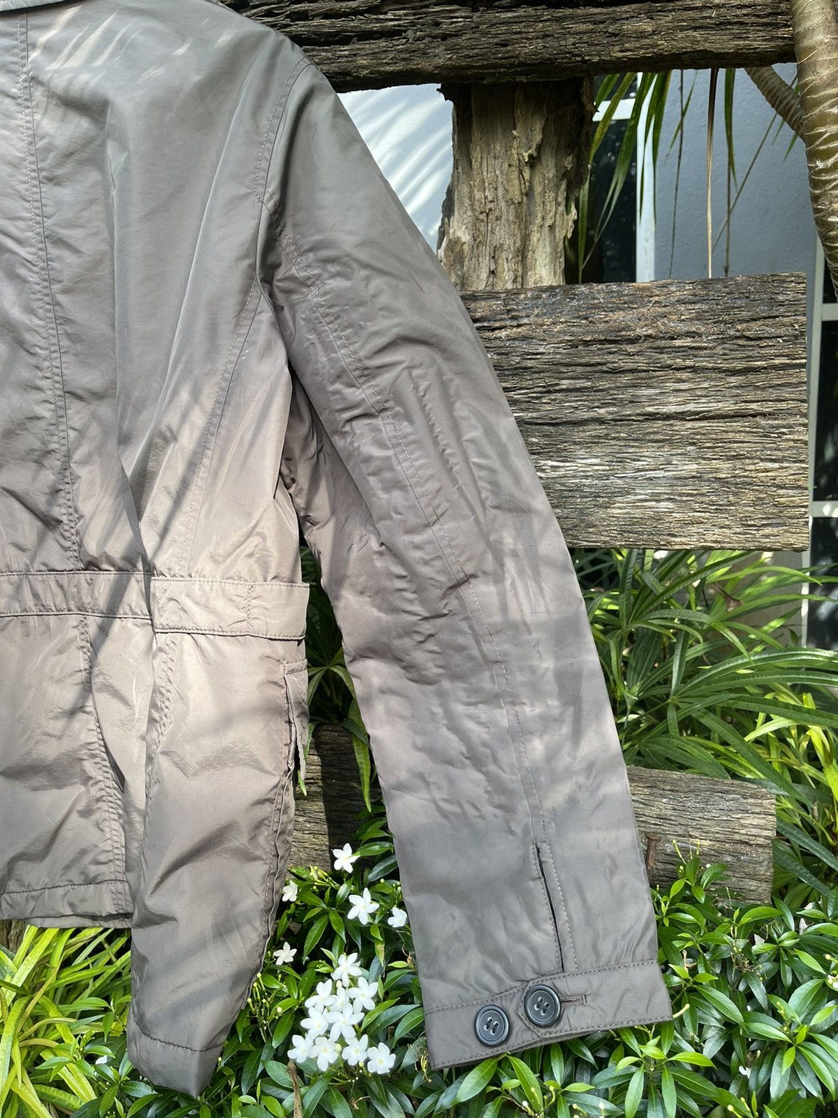 Armani Collezioni Armani Collezioni Lightweight Nylon Jacket - Size 52 Size US L / EU 52-54 / 3 - 16 Thumbnail
