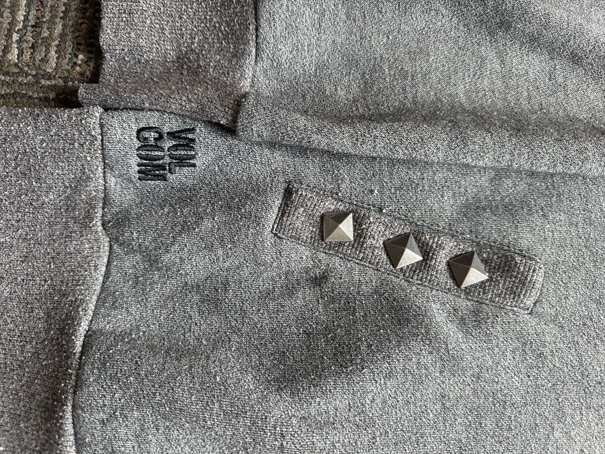Le Grande Bleu (L.G.B.) LGB style studded volcom hoodie Size US XS / EU 42 / 0 - 2 Thumbnail