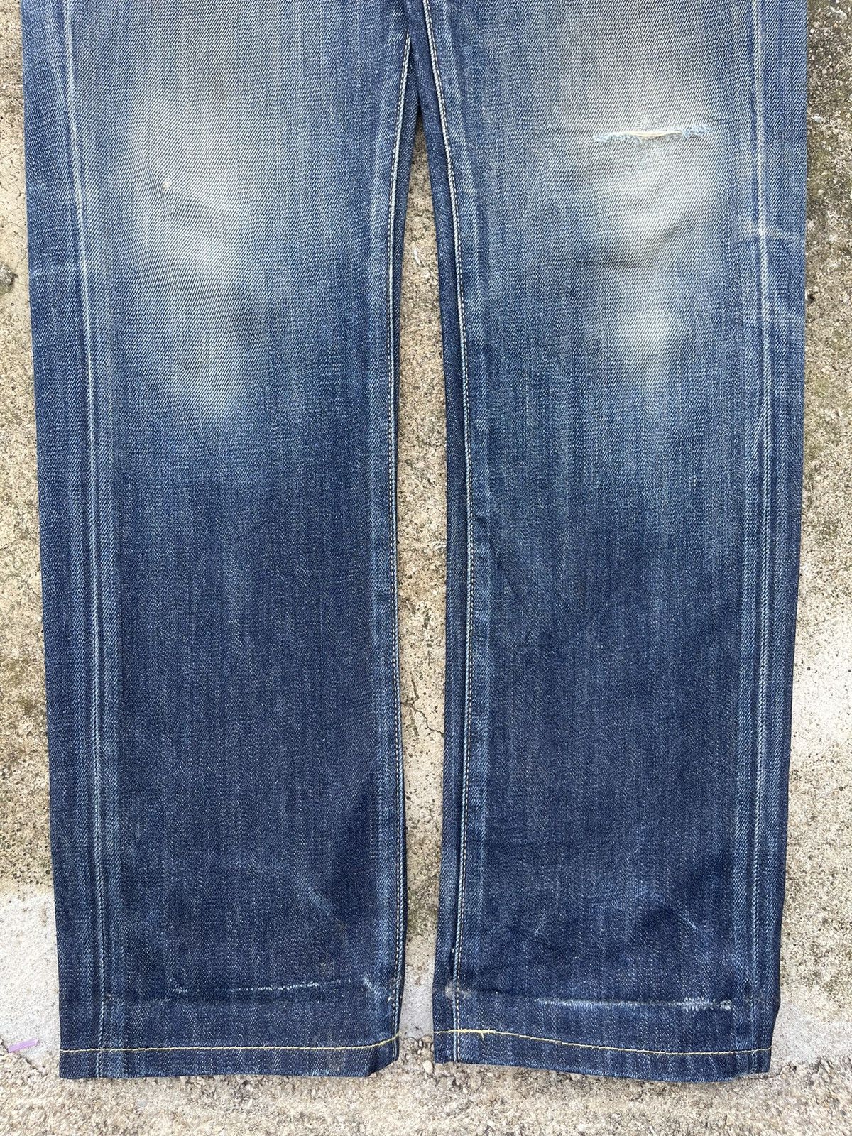 Japanese Brand × Jean × Uniqlo 🔥 Japanese Brands Uniqlo Distressed Denim W30🔥 Size US 30 / EU 46 - 8 Thumbnail